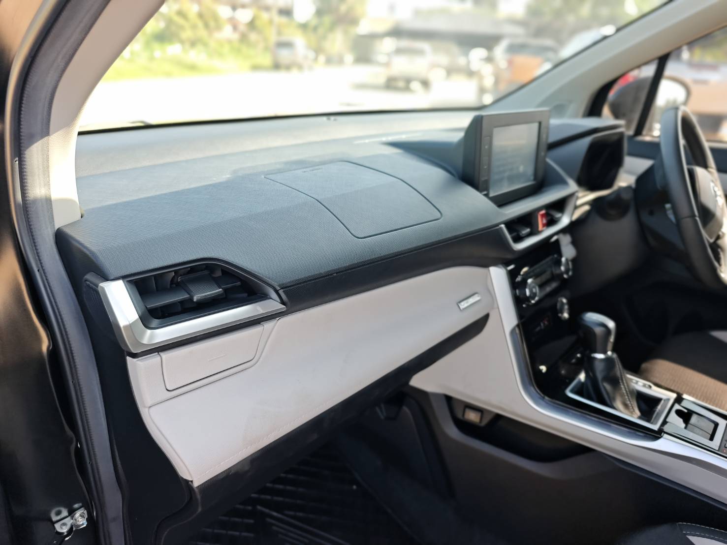 Toyota Veloz 1.5 Smart SUV AT 2024