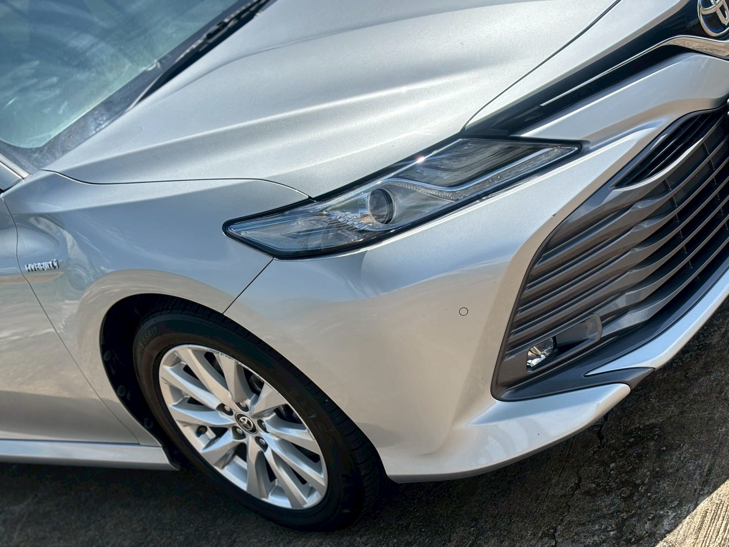 Toyota Camry 2.5 Hybrid Premium Sedan AT 2021