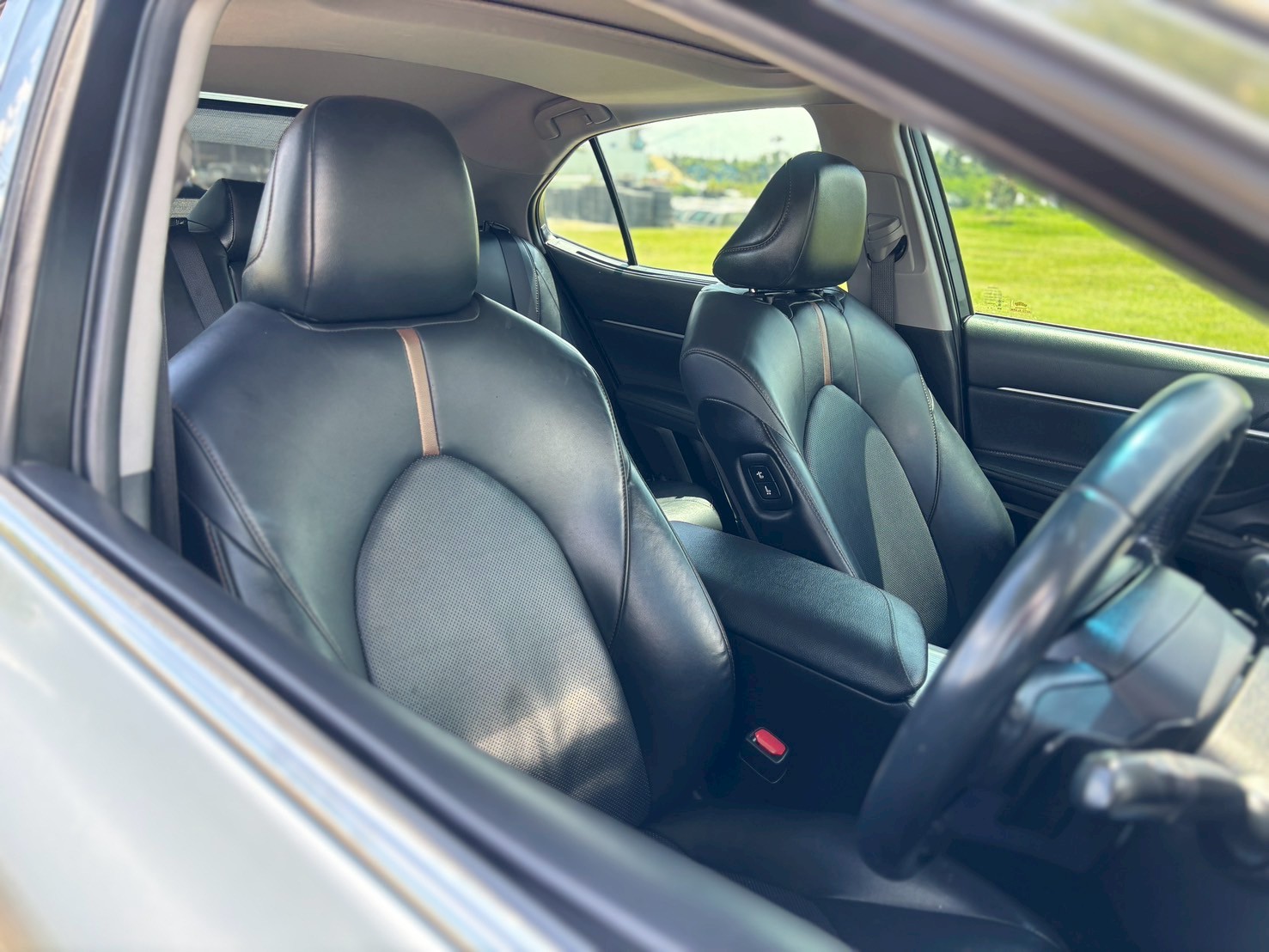 Toyota Camry 2.5 Hybrid Premium Sedan AT 2021