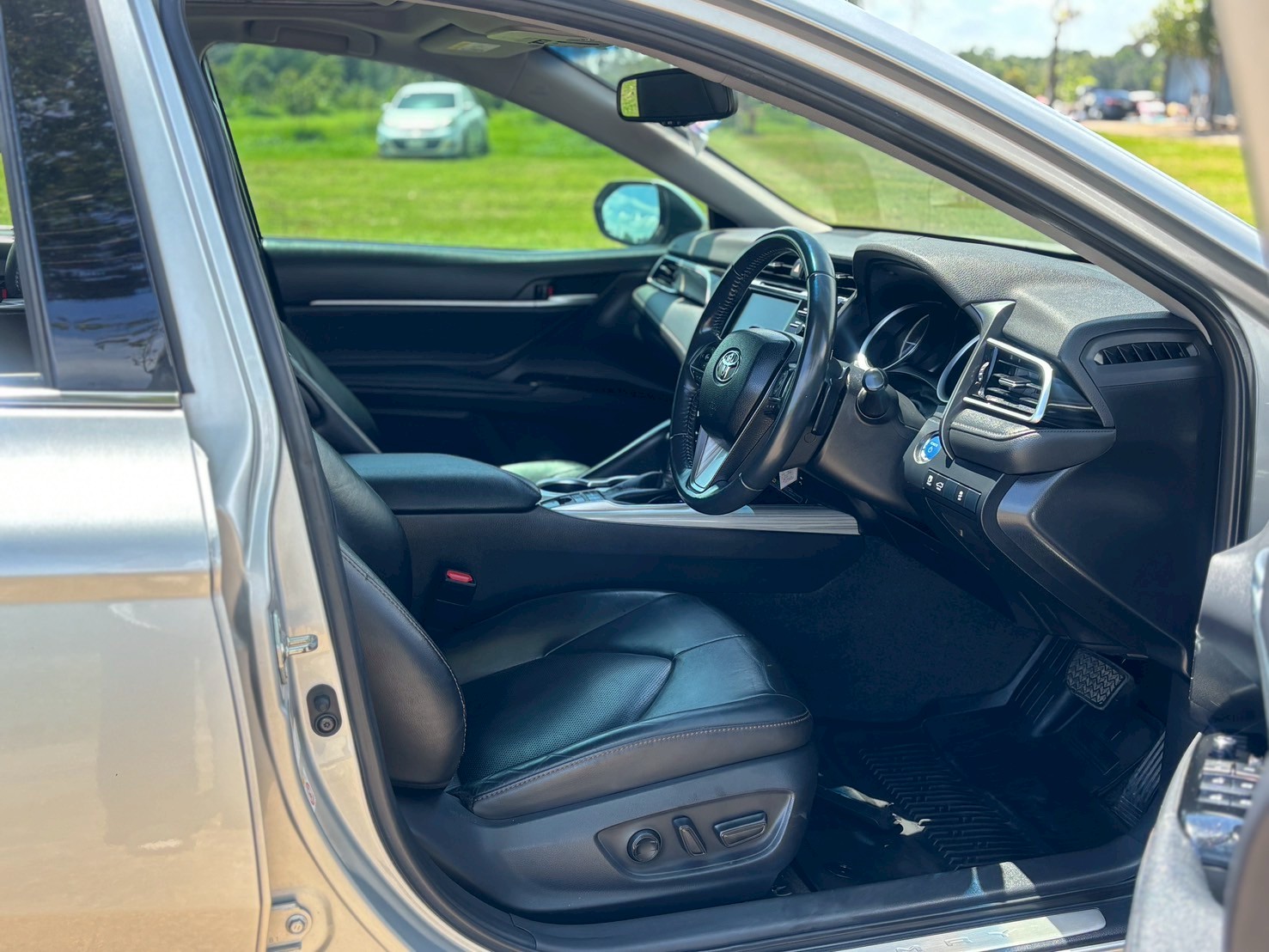 Toyota Camry 2.5 Hybrid Premium Sedan AT 2021