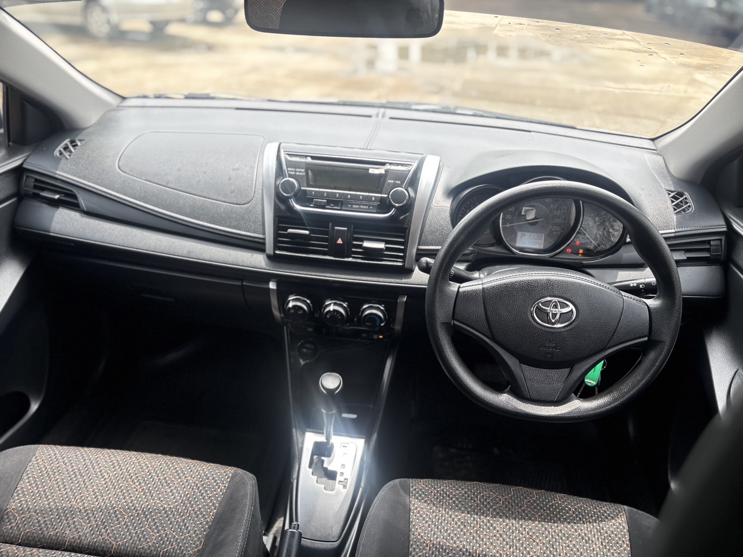 Toyota Vios 1.5 Mid Sedan AT ปี 2021