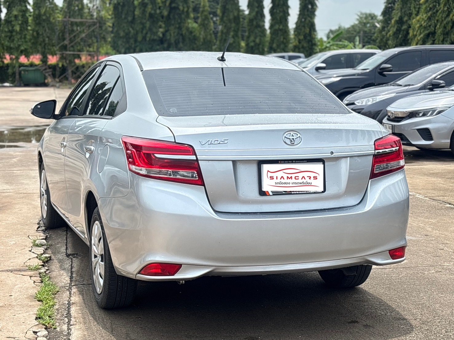 Toyota Vios 1.5 Mid Sedan AT ปี 2021