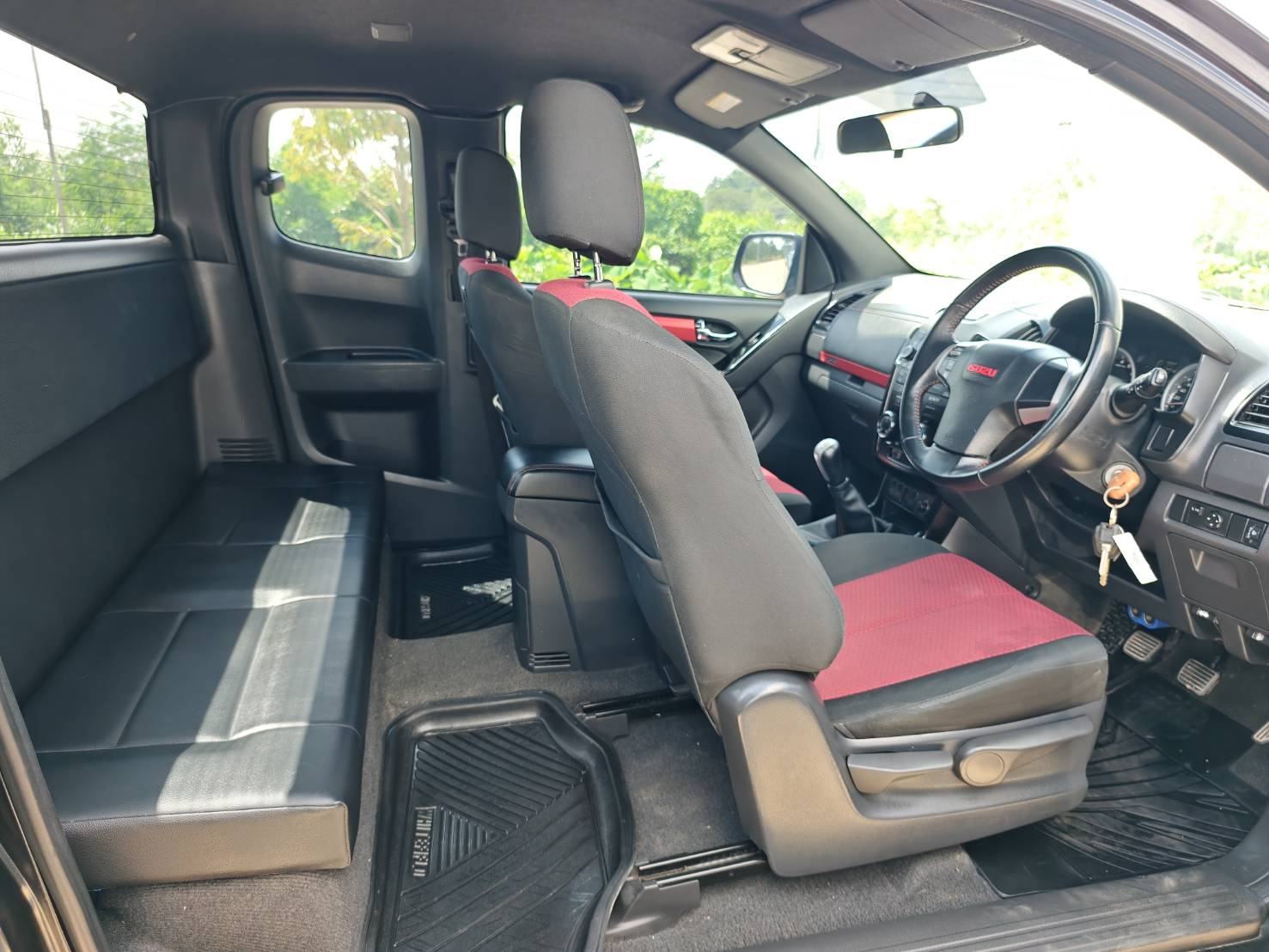 Isuzu D-Max All New Blue Power Spacecab 1.9 Ddi Z Speed X-series MT 2019