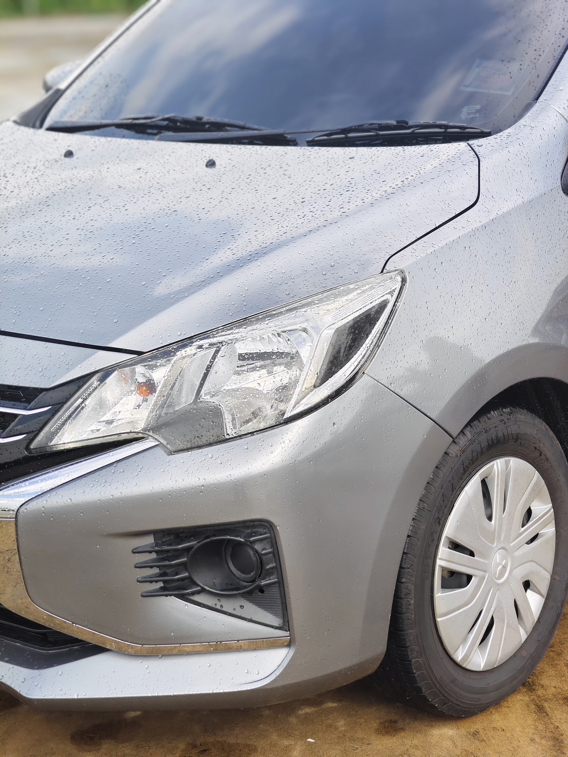 Mitsubishi Mirage 1.2 GLX Dynamic Shield Hatchback AT 2021