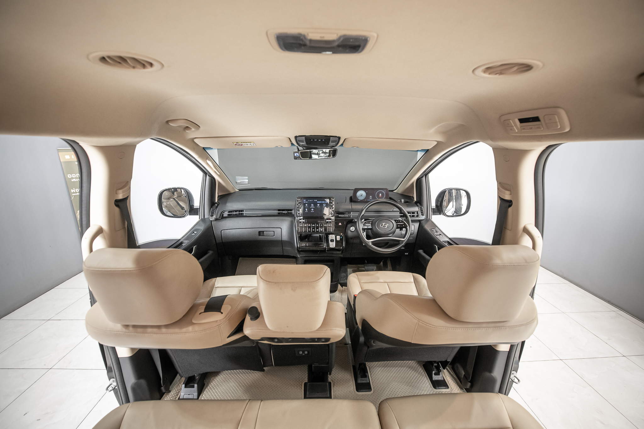 Hyundai STARIA  2.2 SEL MPV AT 2022