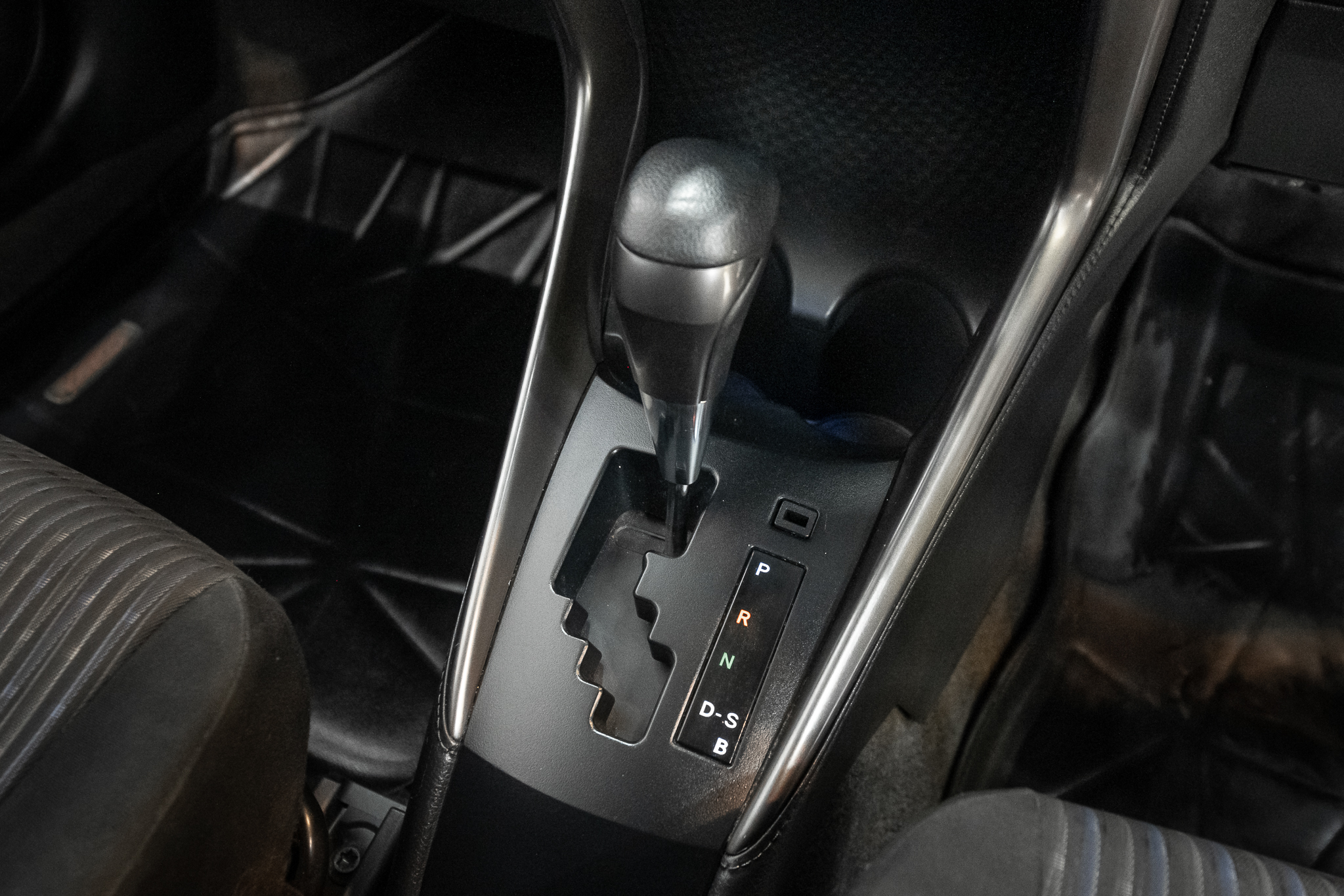 Toyota Yaris 1.2 ATIV ENTRY  AT ปี 2021