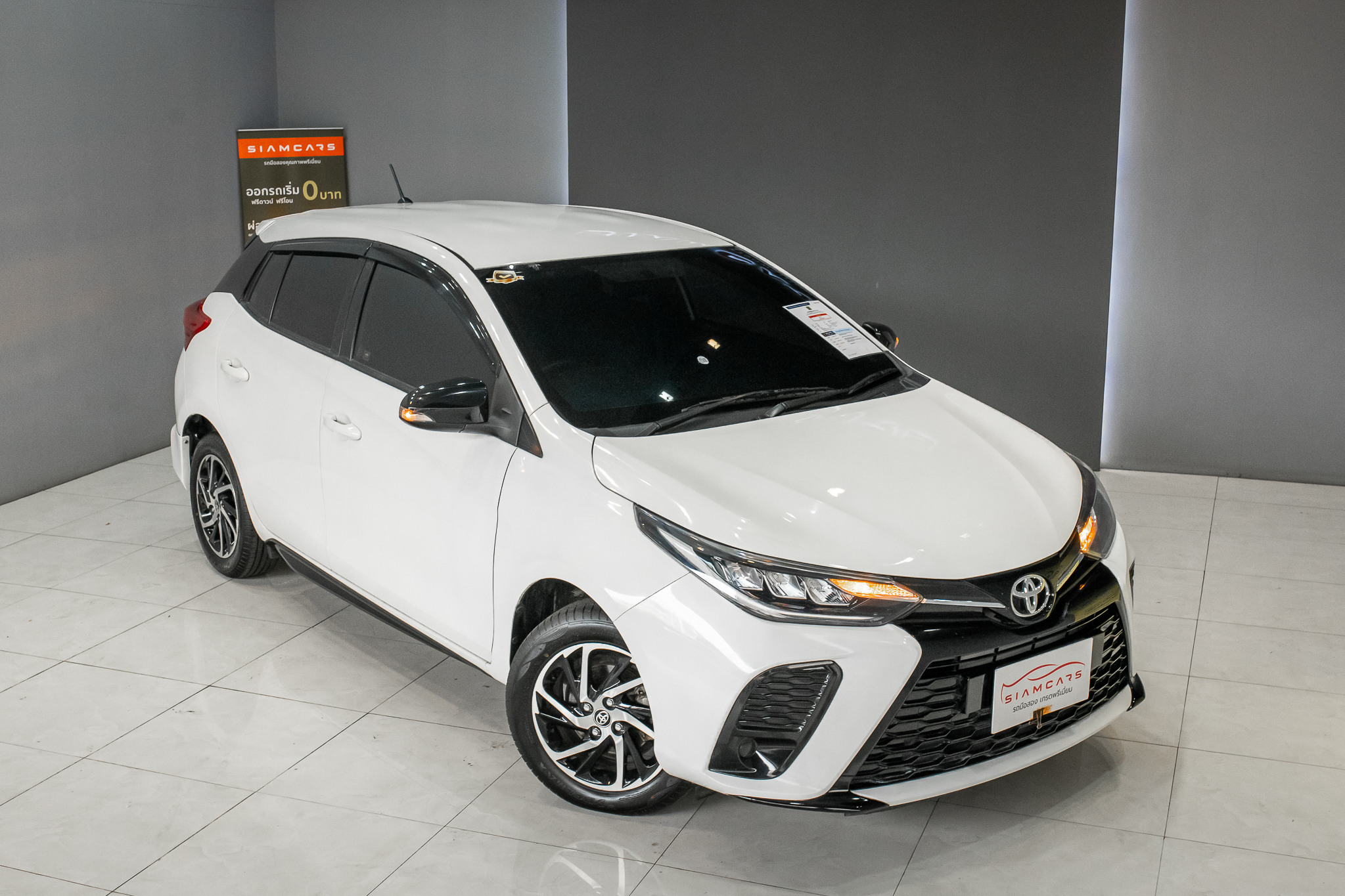Toyota Yaris 1.2 Sport Hatchback AT ปี 2022