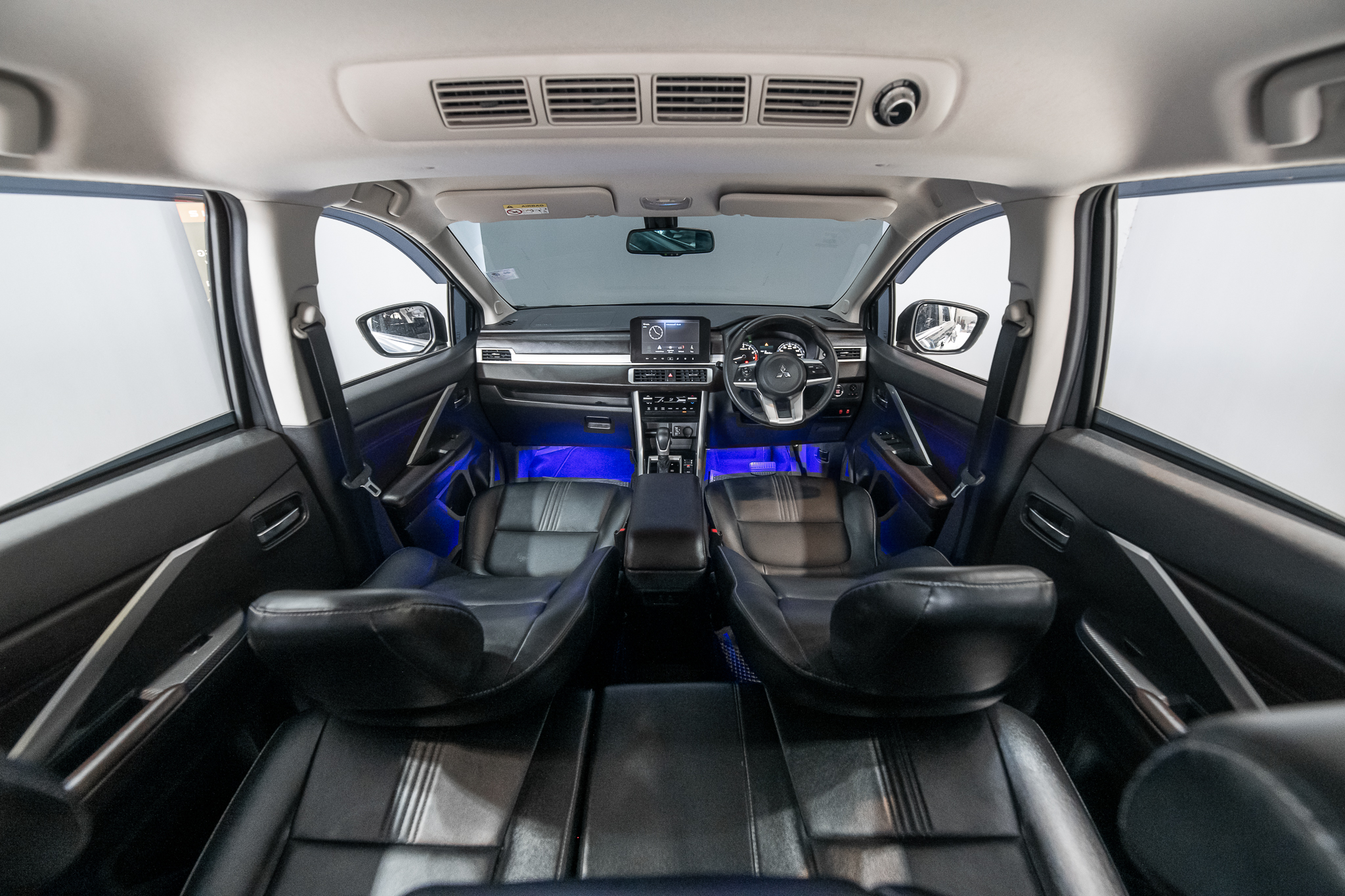 Mitsubishi Xpander 1.5 Cross SUV AT ปี 2023
