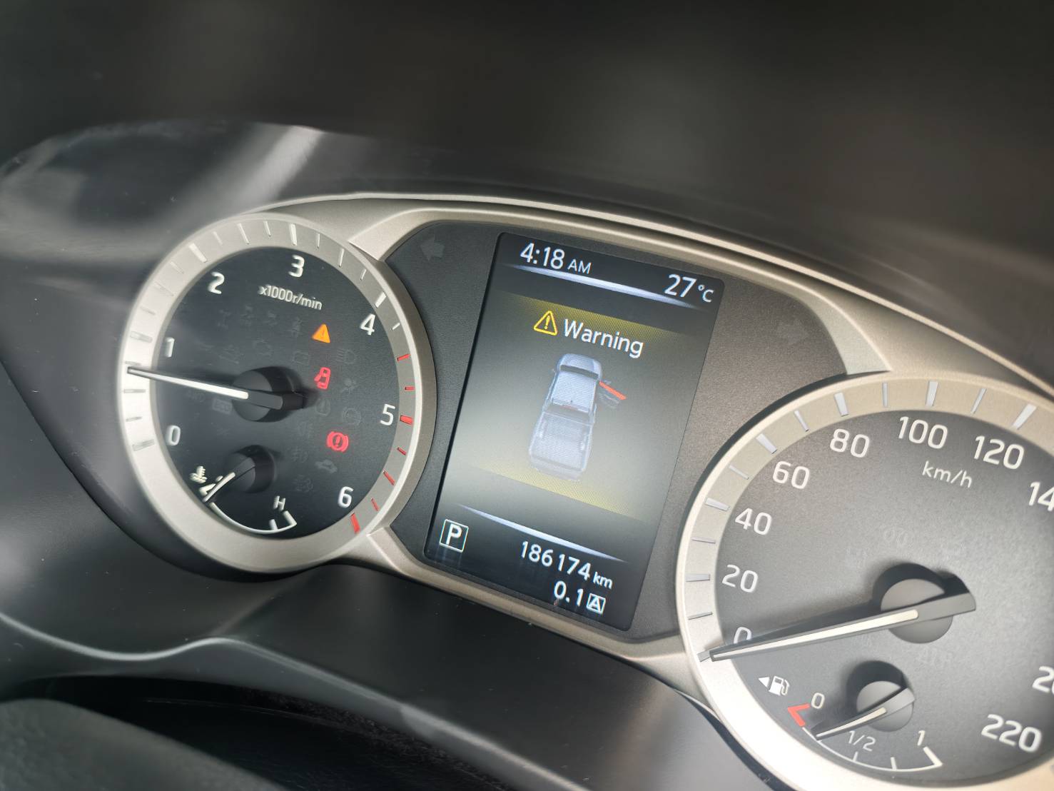 Nissan NP300 Navara King Cab 2.5 V Calibre AT 2018