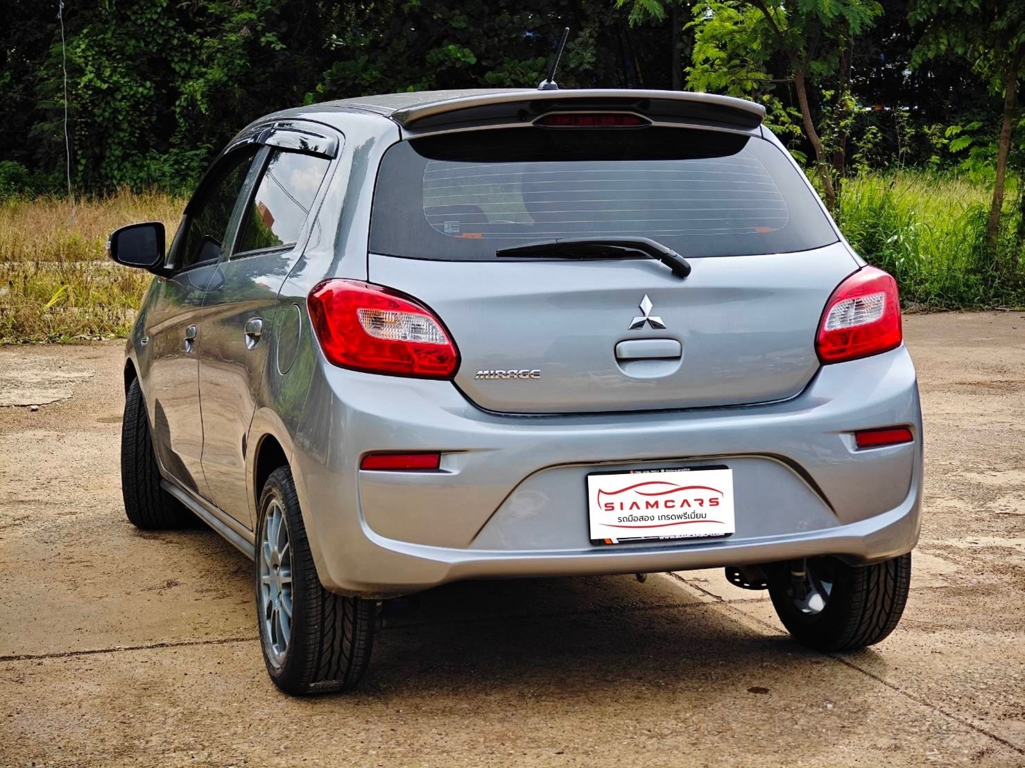 Mitsubishi Mirage 1.2 GLX Hatchback MT 2018