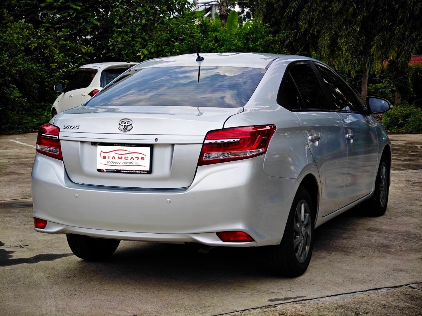 Toyota Vios 1.5 Mid Sedan AT ปี 2021