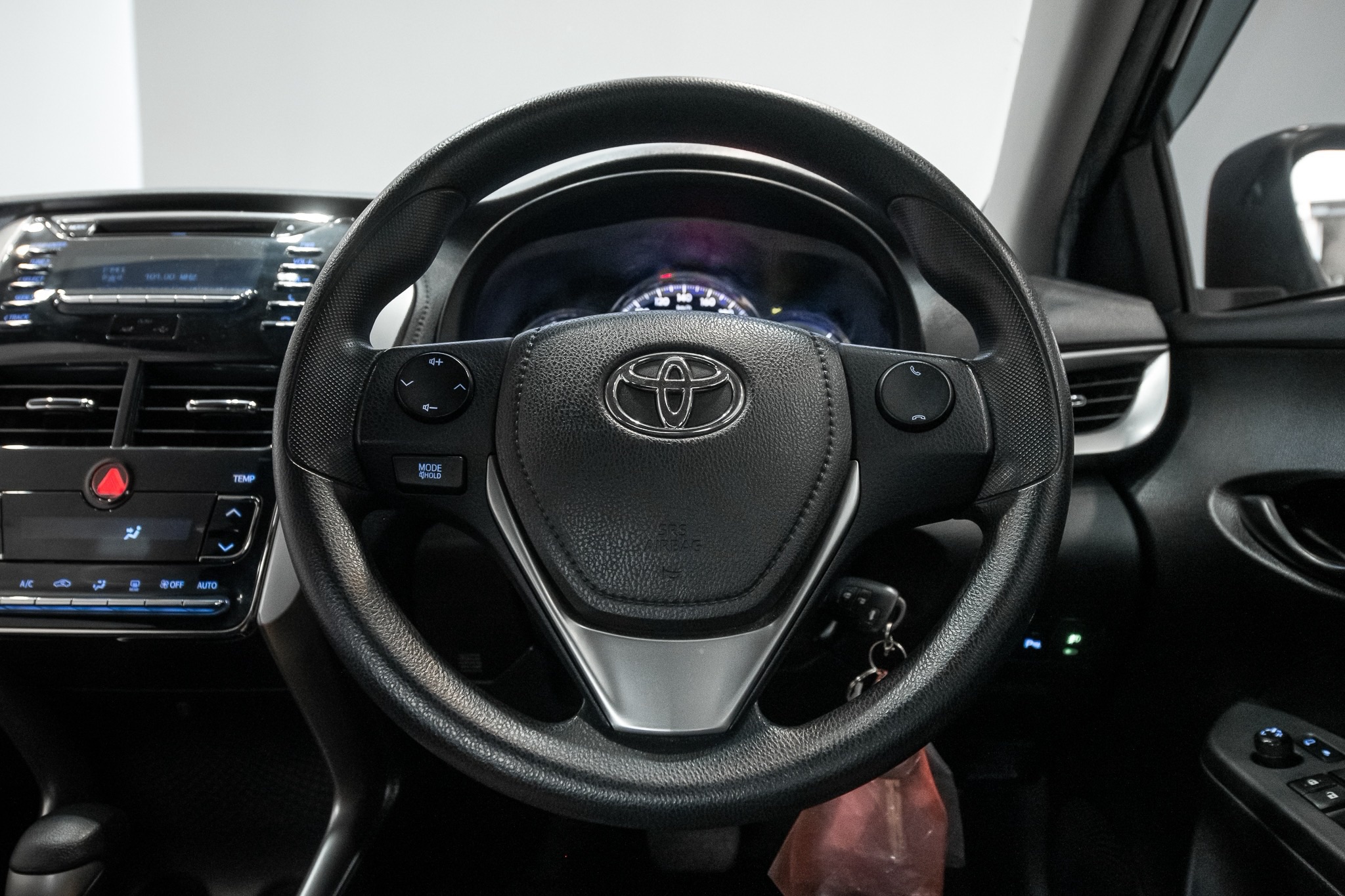 Toyota Yaris ATIVE 1.2 E Sport AT 2018