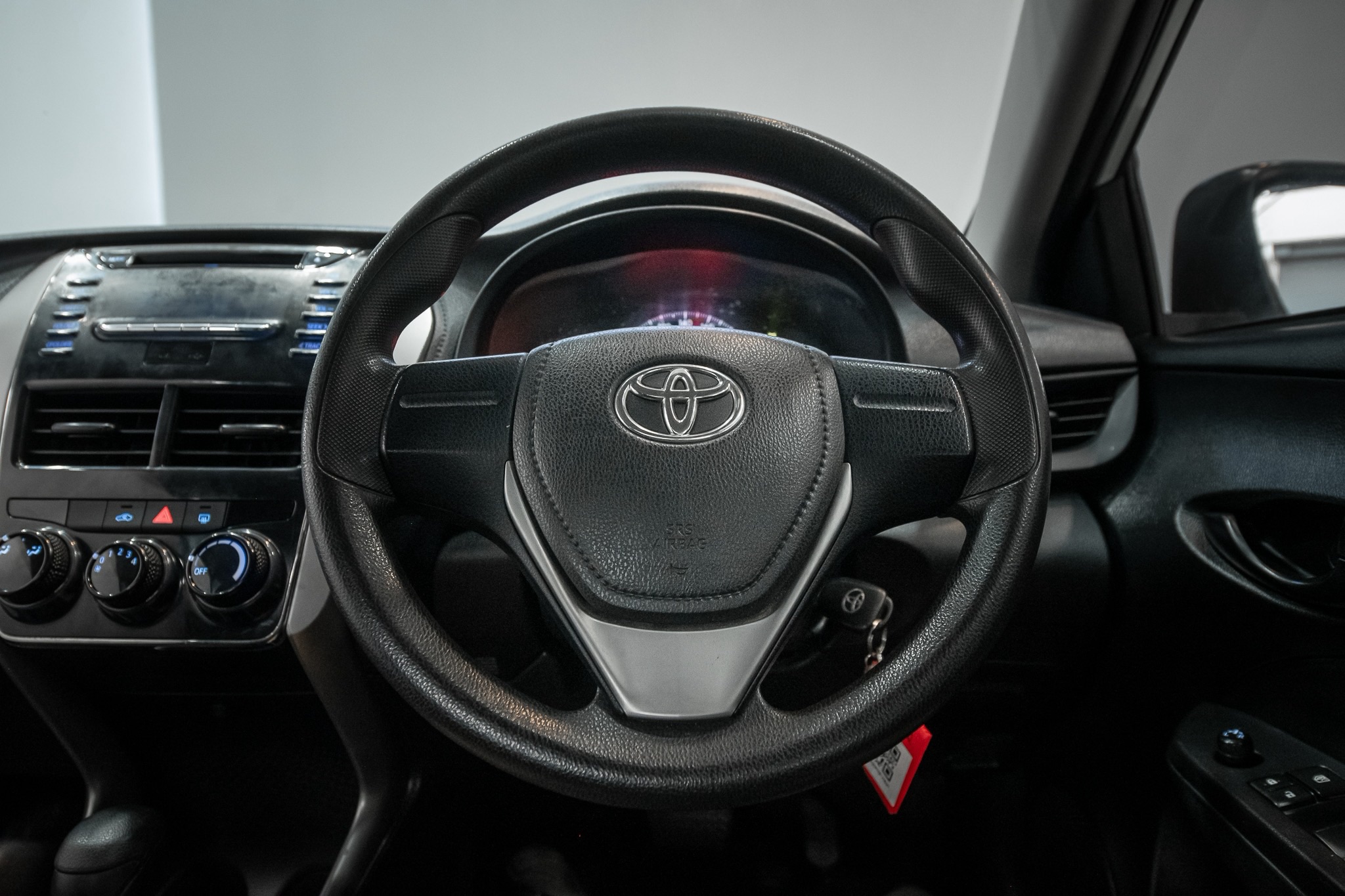 Toyota Yaris ATIVE 1.2 J Sport AT 2018