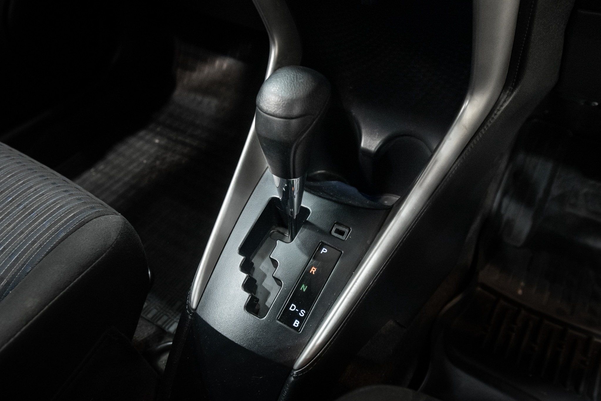 Toyota Yaris ATIVE 1.2 J Sport AT 2018