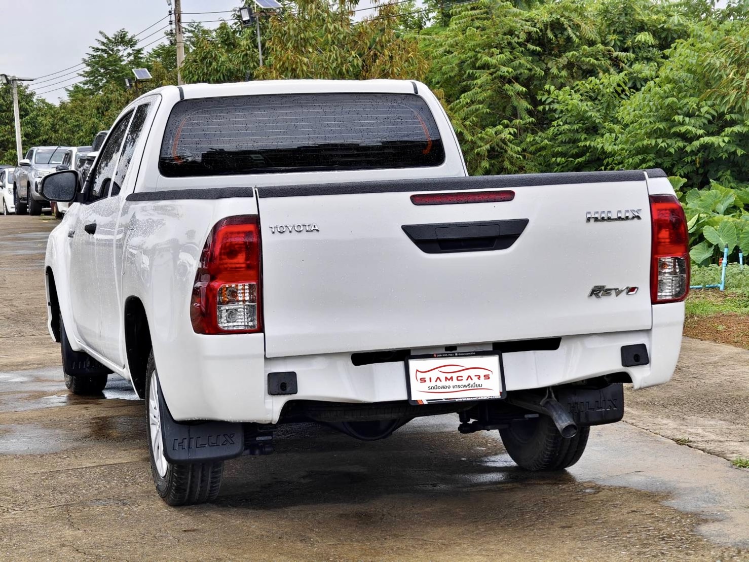 Toyota Hilux Revo Smart Cab 2.4 J Plus Z Edition MT 2020