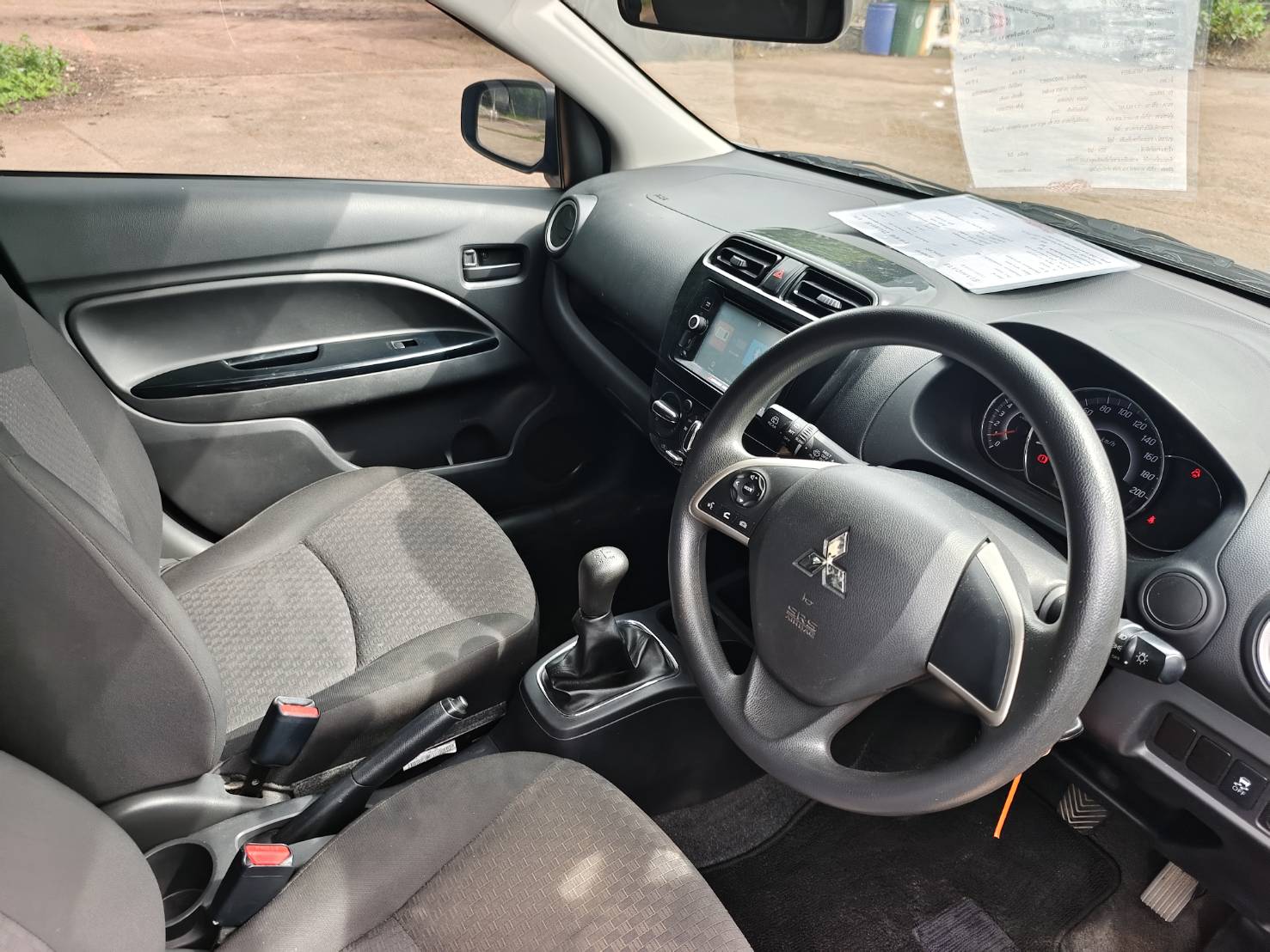 Mitsubishi Mirage 1.2 GLX Hatchback MT 2018
