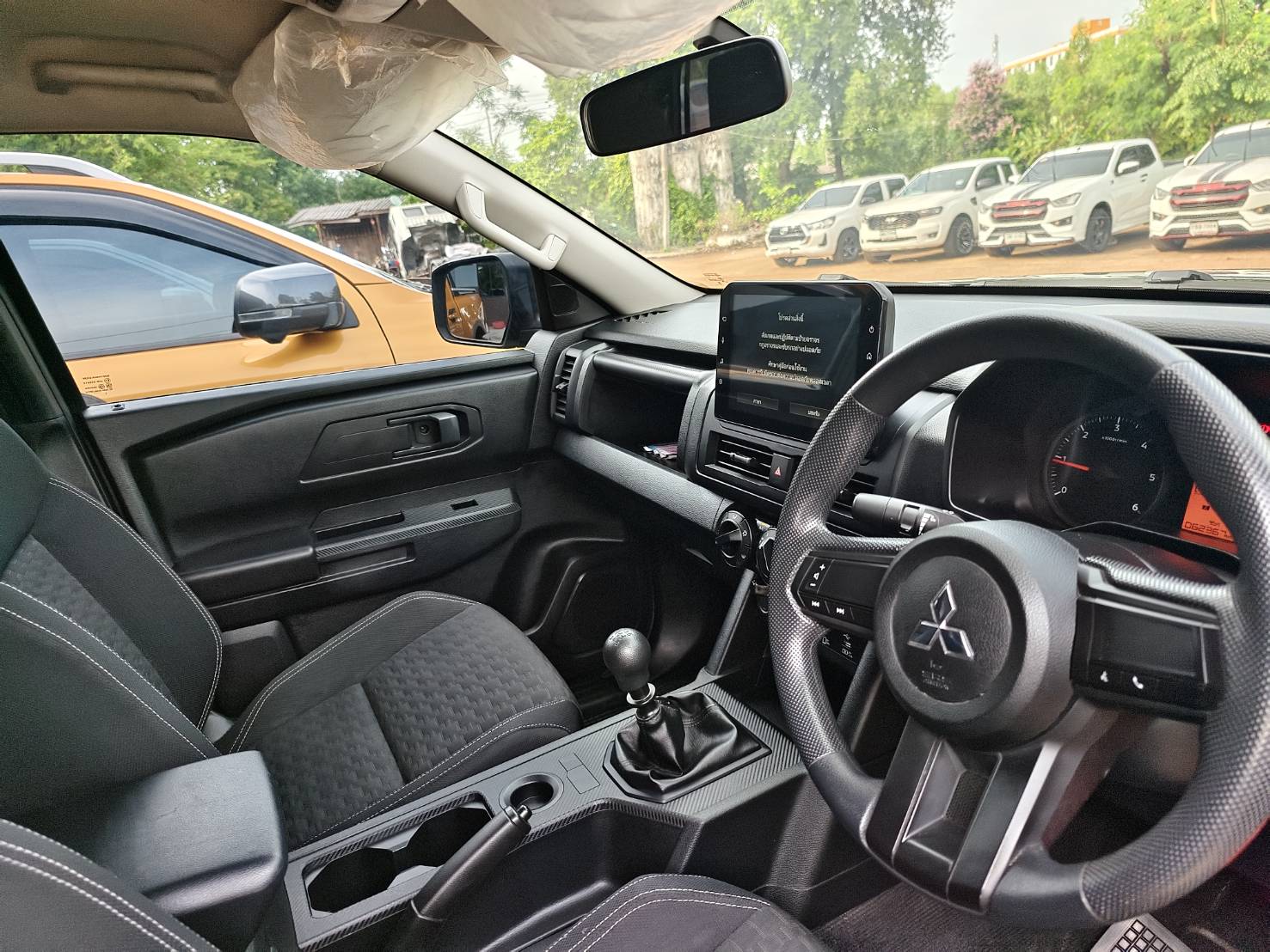 Mitsubishi Triton All New Double Cab 2.4 Plus Ultra MT 2023