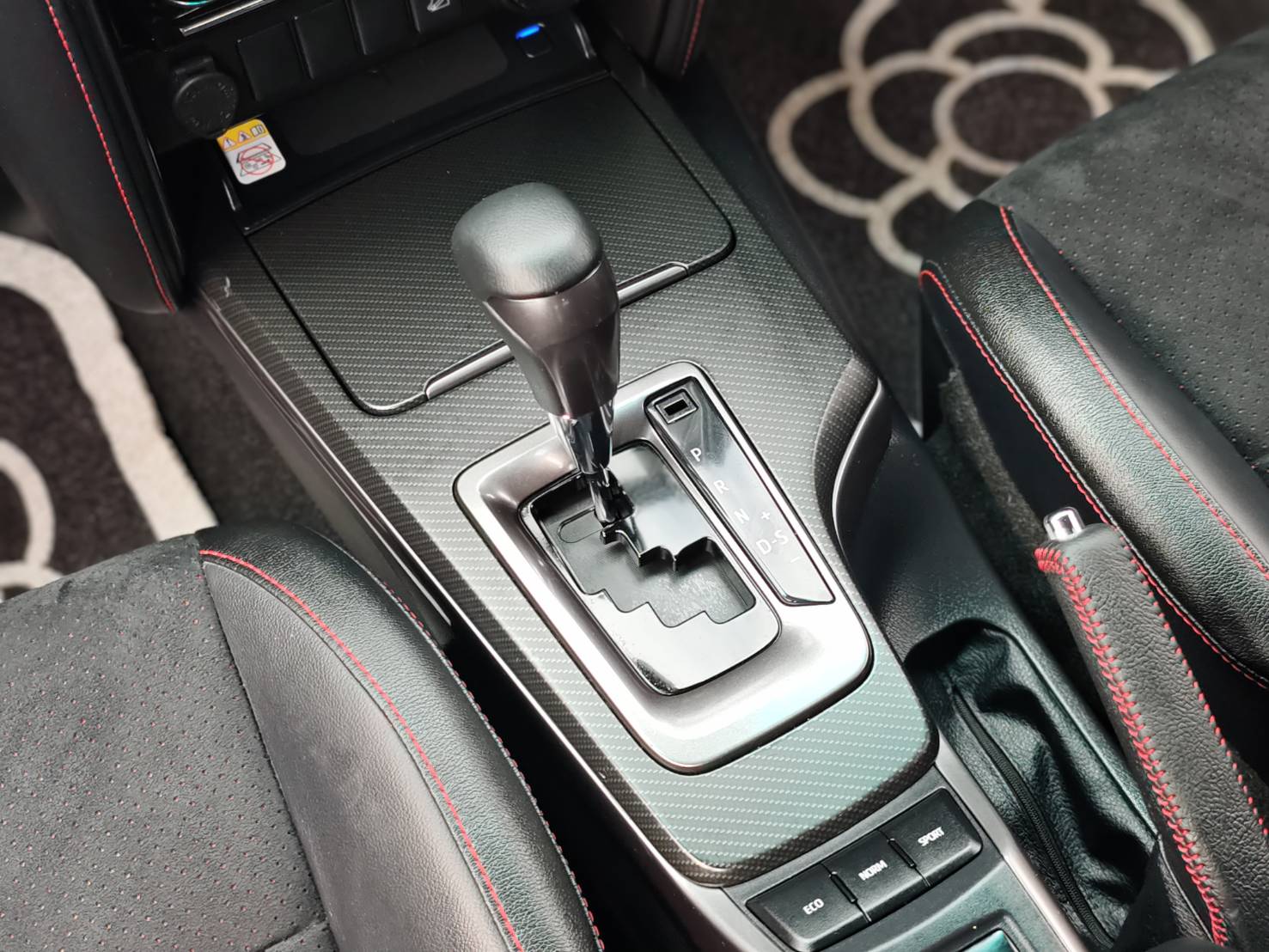 Toyota Fortuner 2.8 GR Sport SUV AT 2022