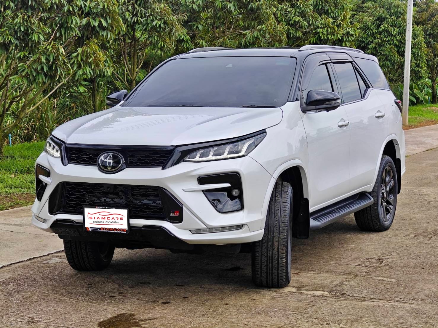 Toyota Fortuner 2.8 GR Sport SUV AT 2022