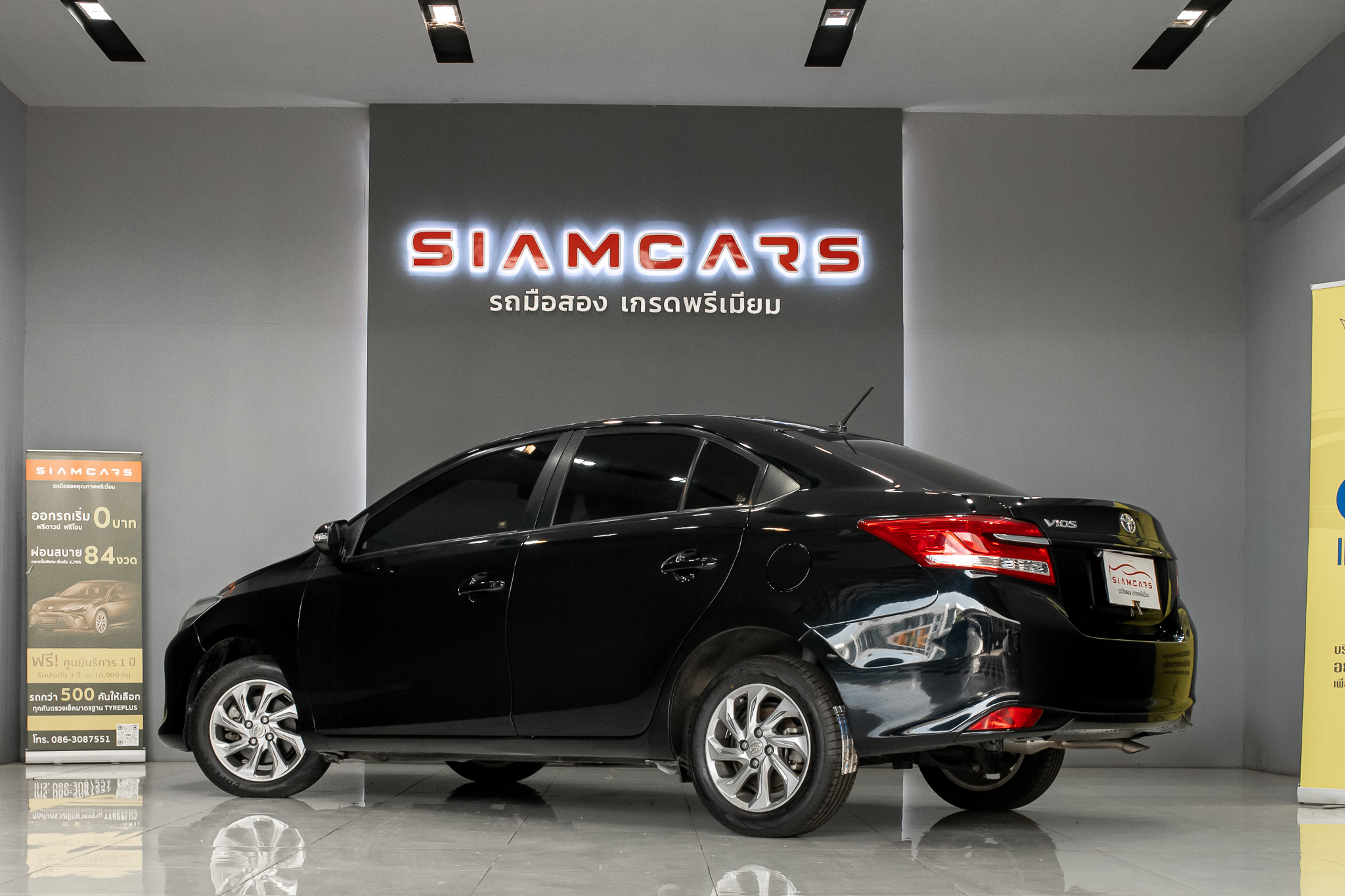 Toyota Vios 1.5 Mid Sedan AT ปี 2020