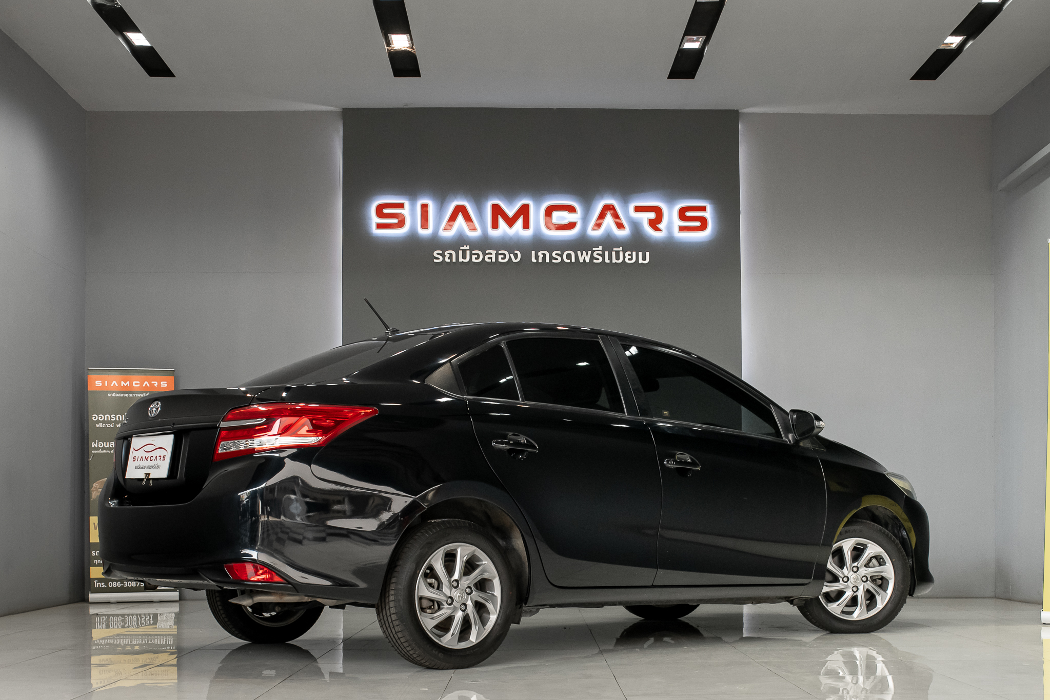 Toyota Vios 1.5 Mid Sedan AT ปี 2020