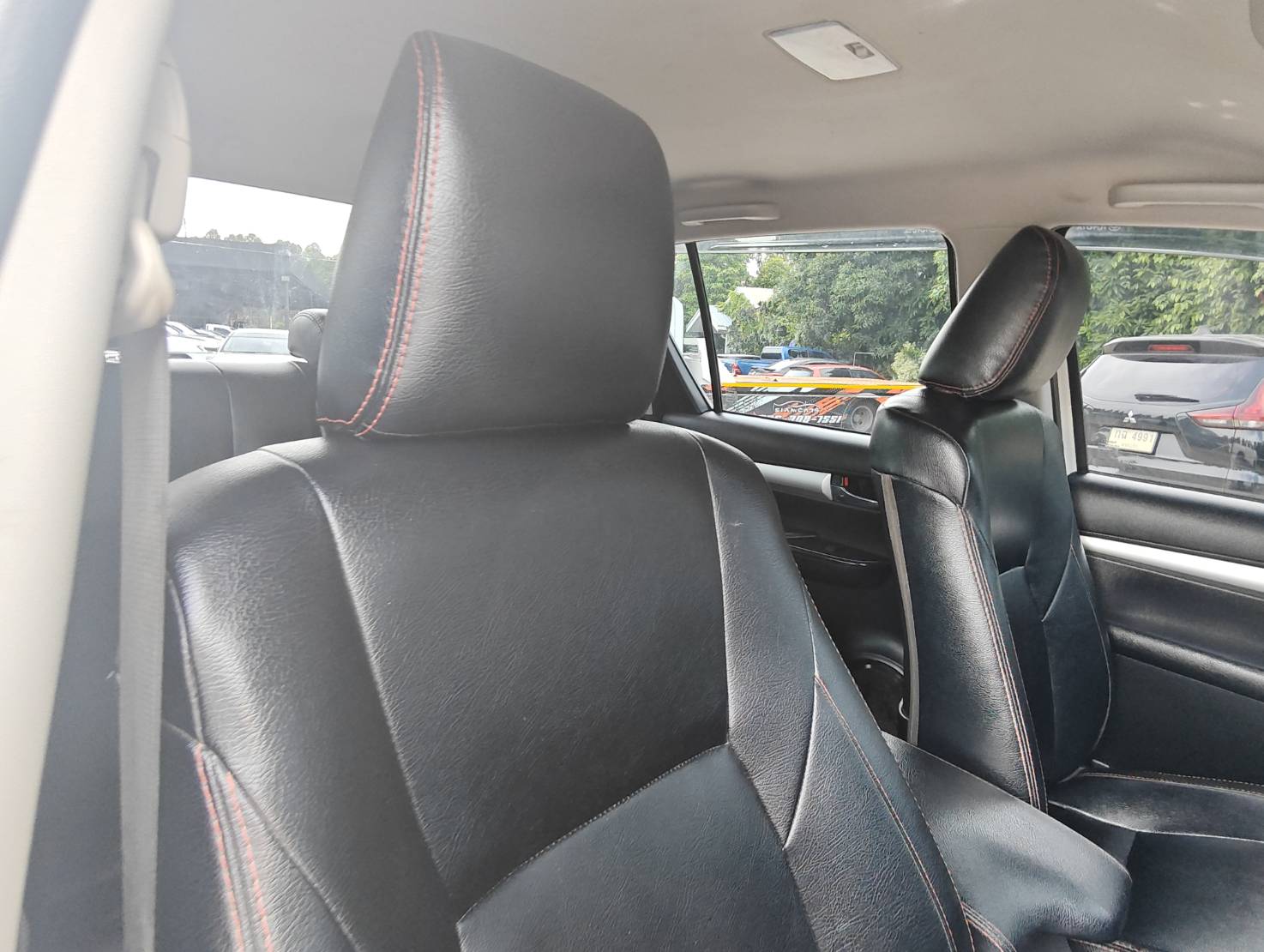 Toyota Hilux Revo Double Cab 2.4 Mid Z Edition MT 2021