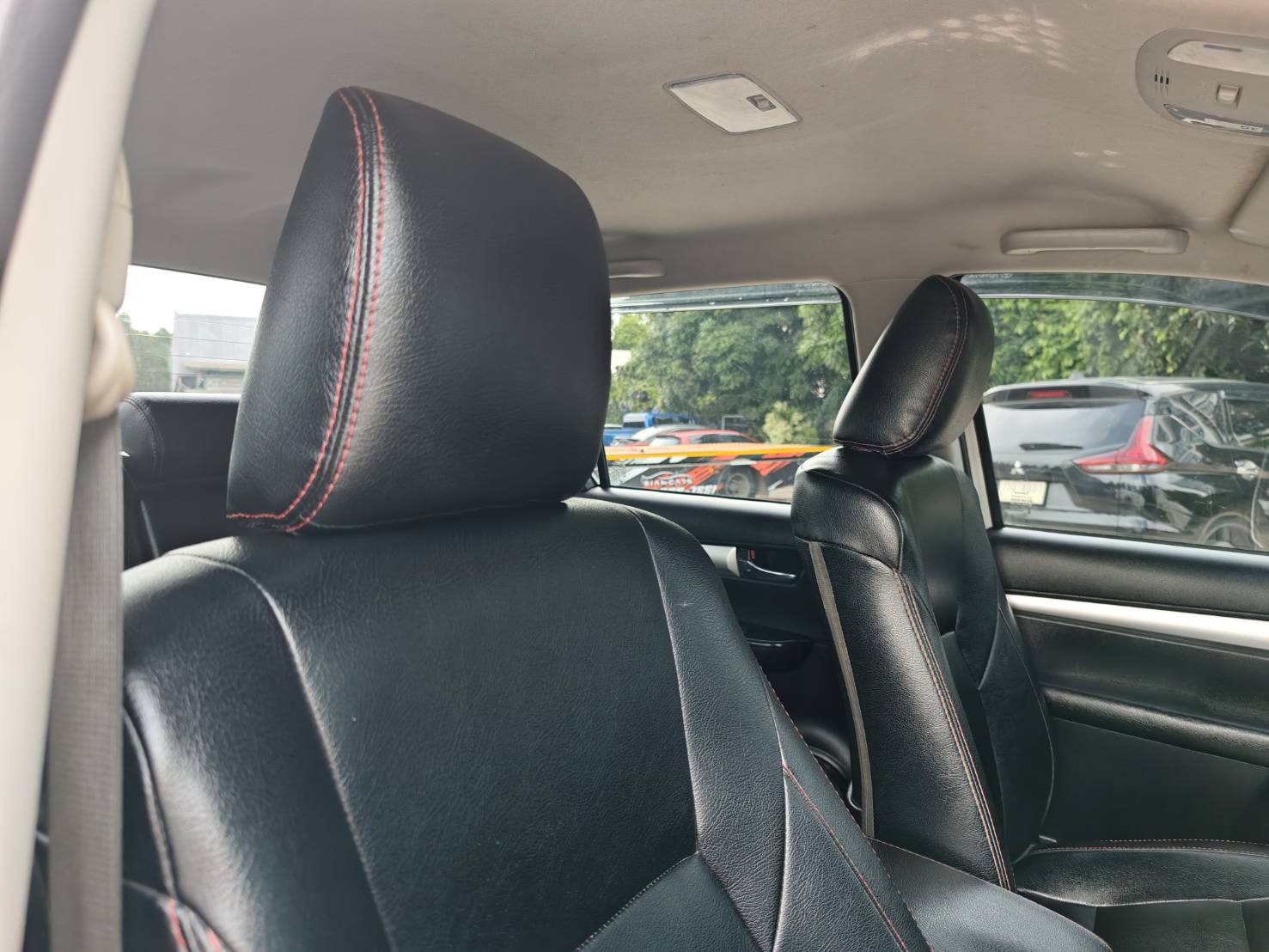 Toyota Hilux Revo Double Cab 2.4 Mid Z Edition MT 2021
