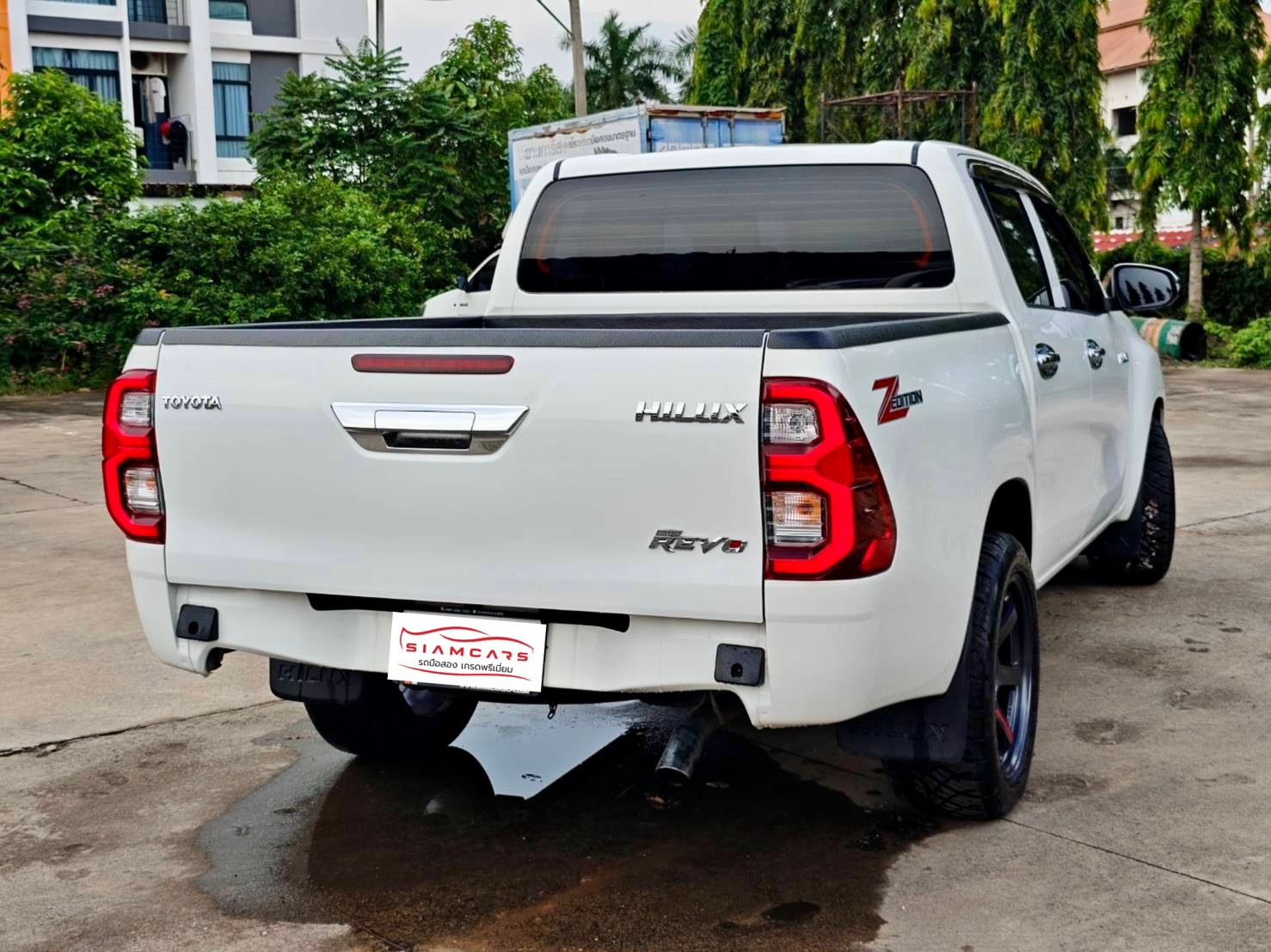 Toyota Hilux Revo Double Cab 2.4 Mid Z Edition MT 2021