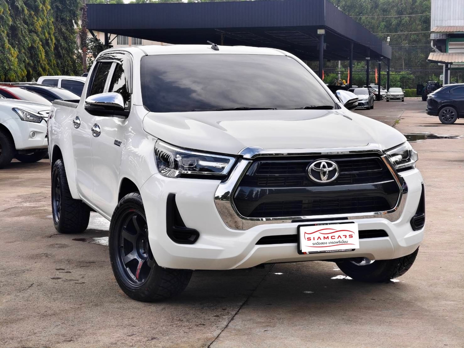 Toyota Hilux Revo Double Cab 2.4 Mid Z Edition MT 2021