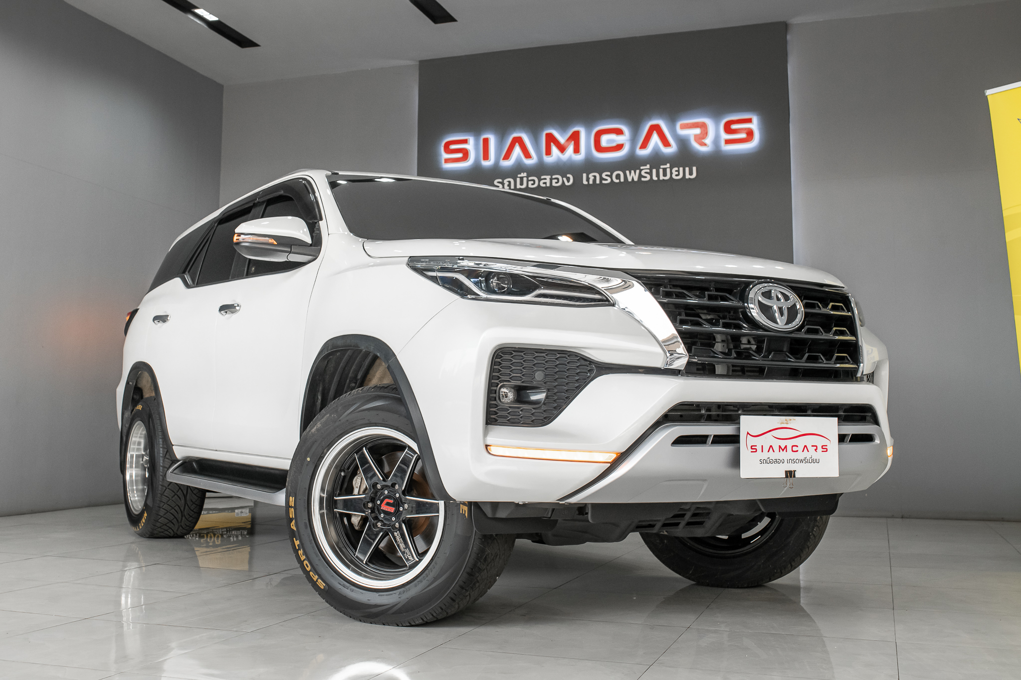 Toyota Fortuner 2.4 G SUV AT 2020