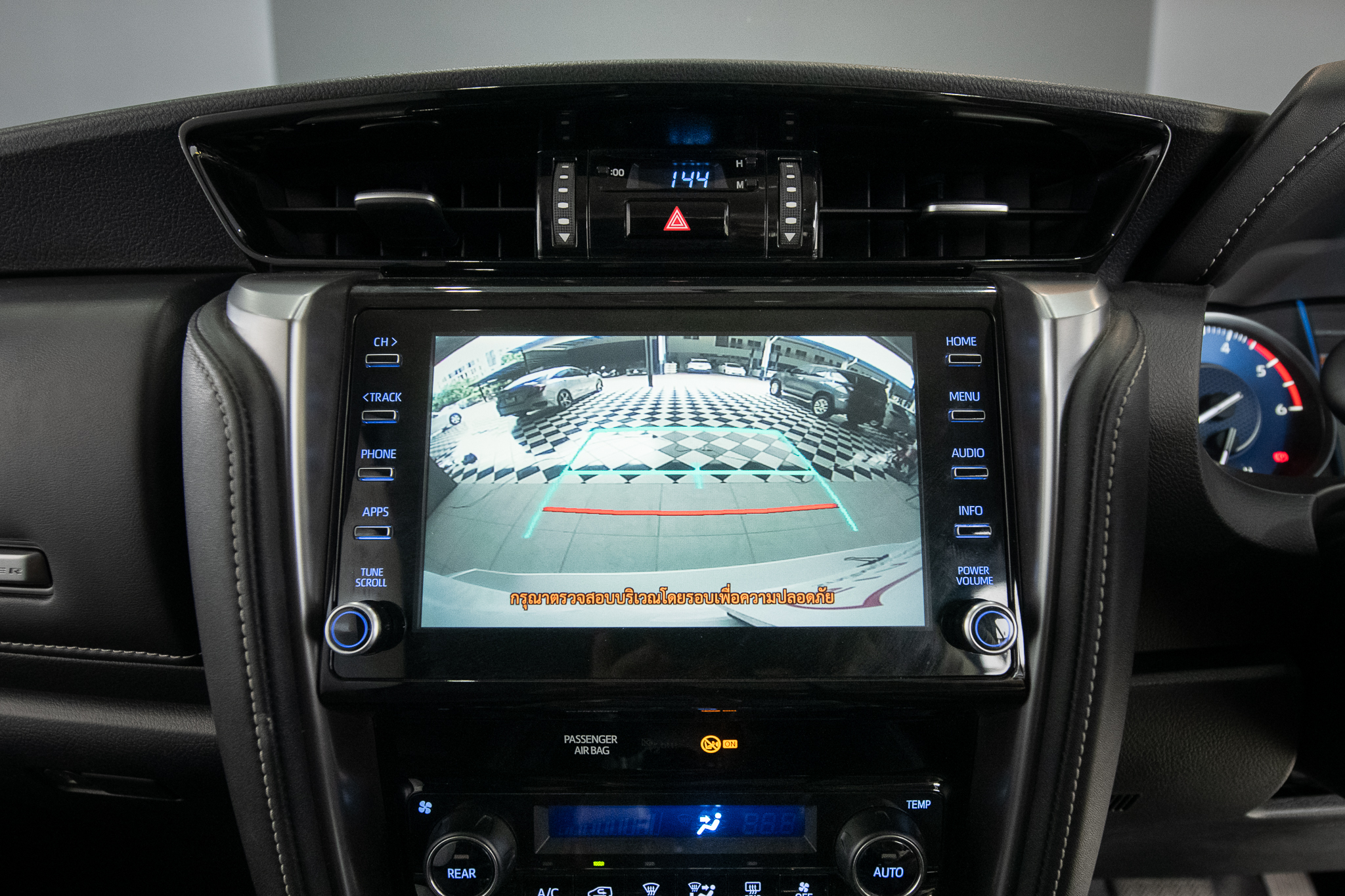 Toyota Fortuner 2.4 G SUV AT 2020