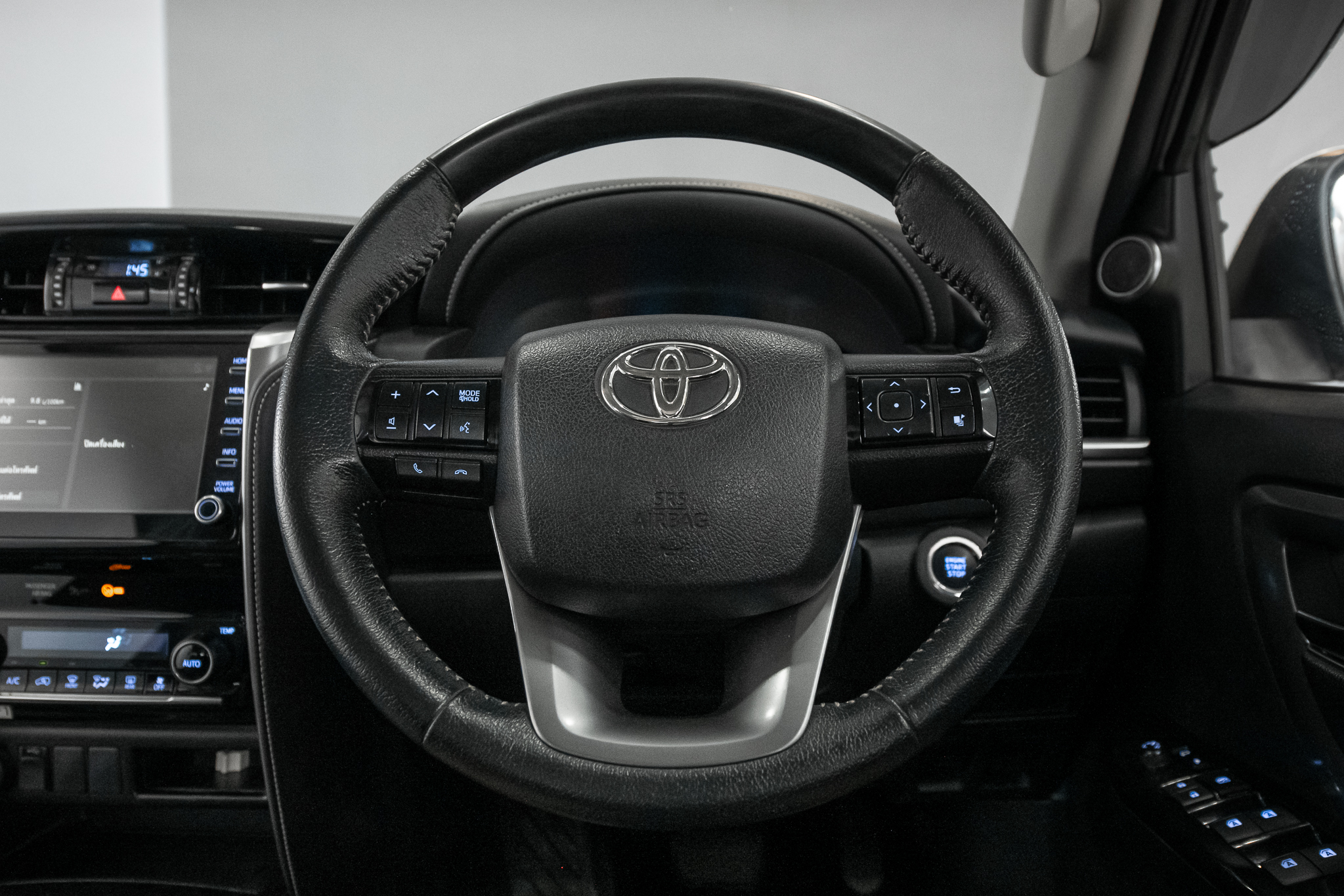 Toyota Fortuner 2.4 G SUV AT 2020