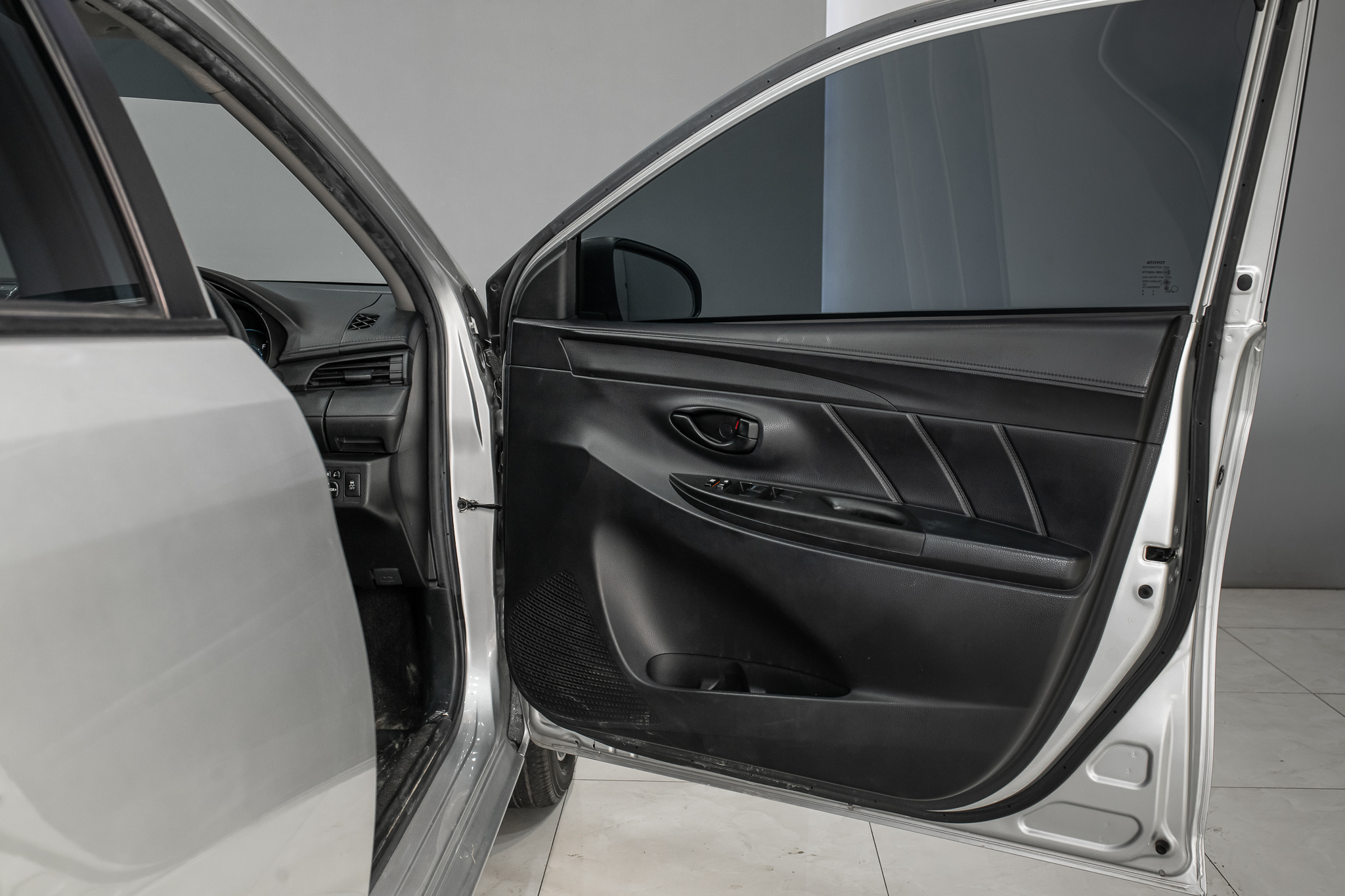 Toyota Vios 1.5 Entry Sedan AT ปี 2020