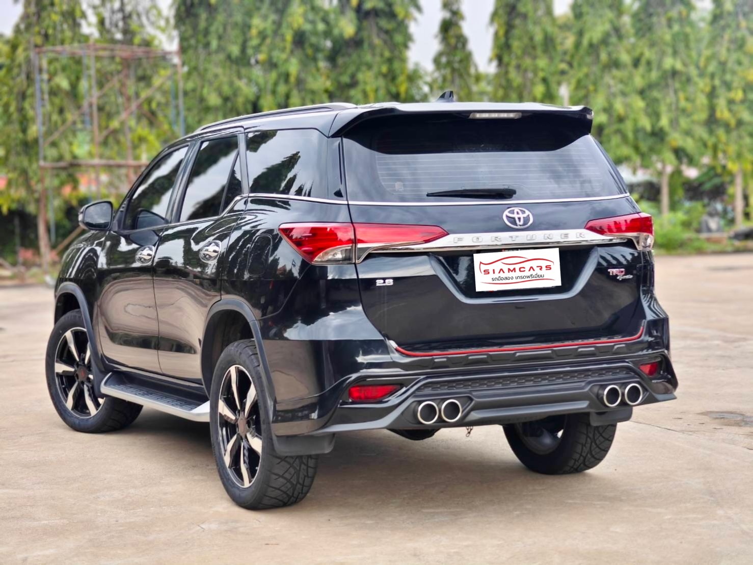 Toyota Fortuner 2.8 V TRD Sportivo SUV AT 2017