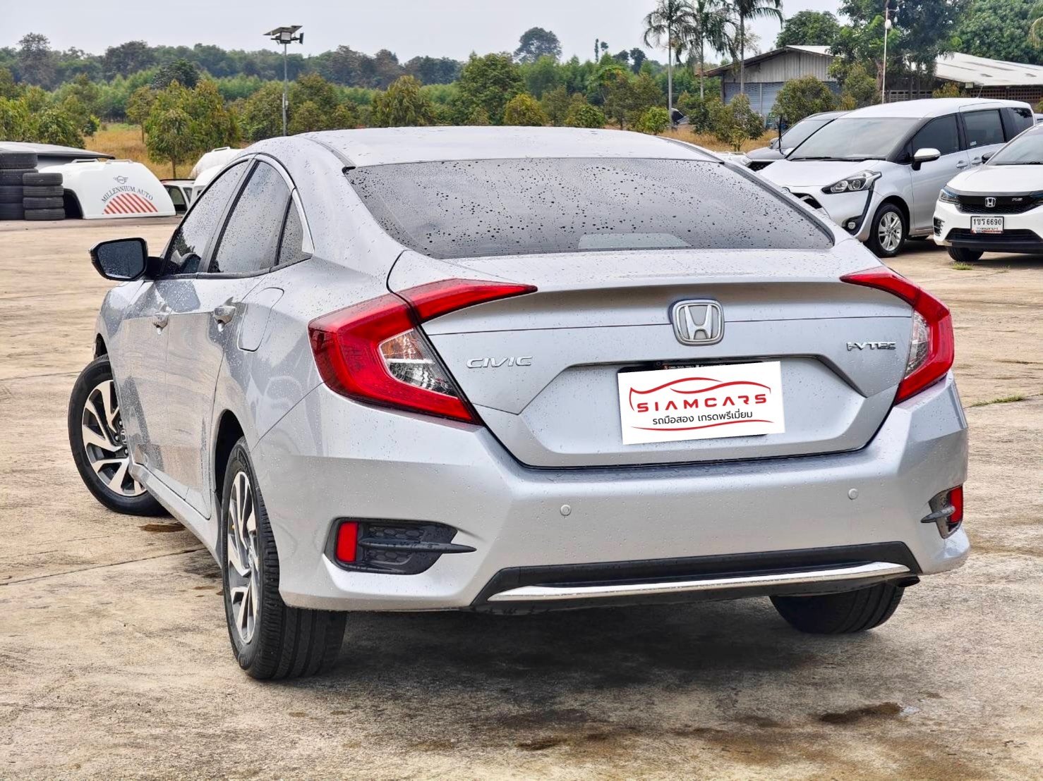 Honda Civic 1.8 E Sedan AT 2021