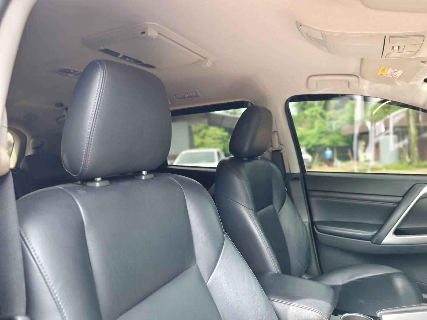 Mitsubishi Pajero Sport 2.4 GT Premium 2 wd SUV AT 2019