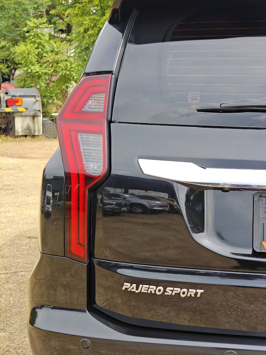Mitsubishi Pajero Sport 2.4 GT Premium 2 wd SUV AT 2019