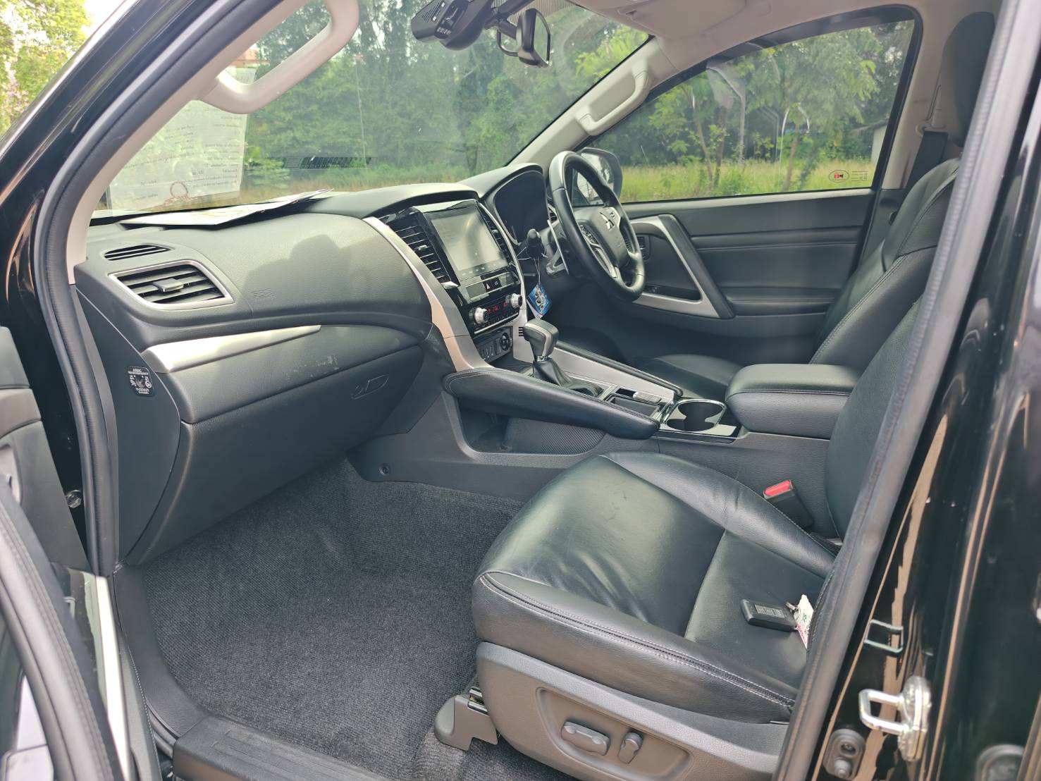Mitsubishi Pajero Sport 2.4 GT Premium 2 wd SUV AT 2019