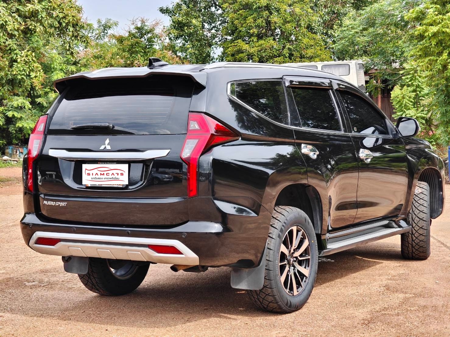 Mitsubishi Pajero Sport 2.4 GT Premium 2 wd SUV AT 2019