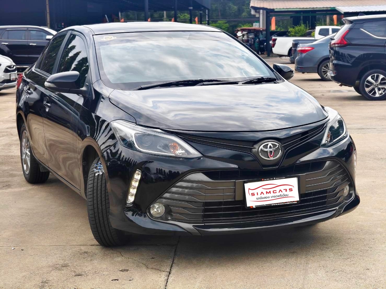 Toyota Vios 1.5 Mid Sedan AT ปี 2020