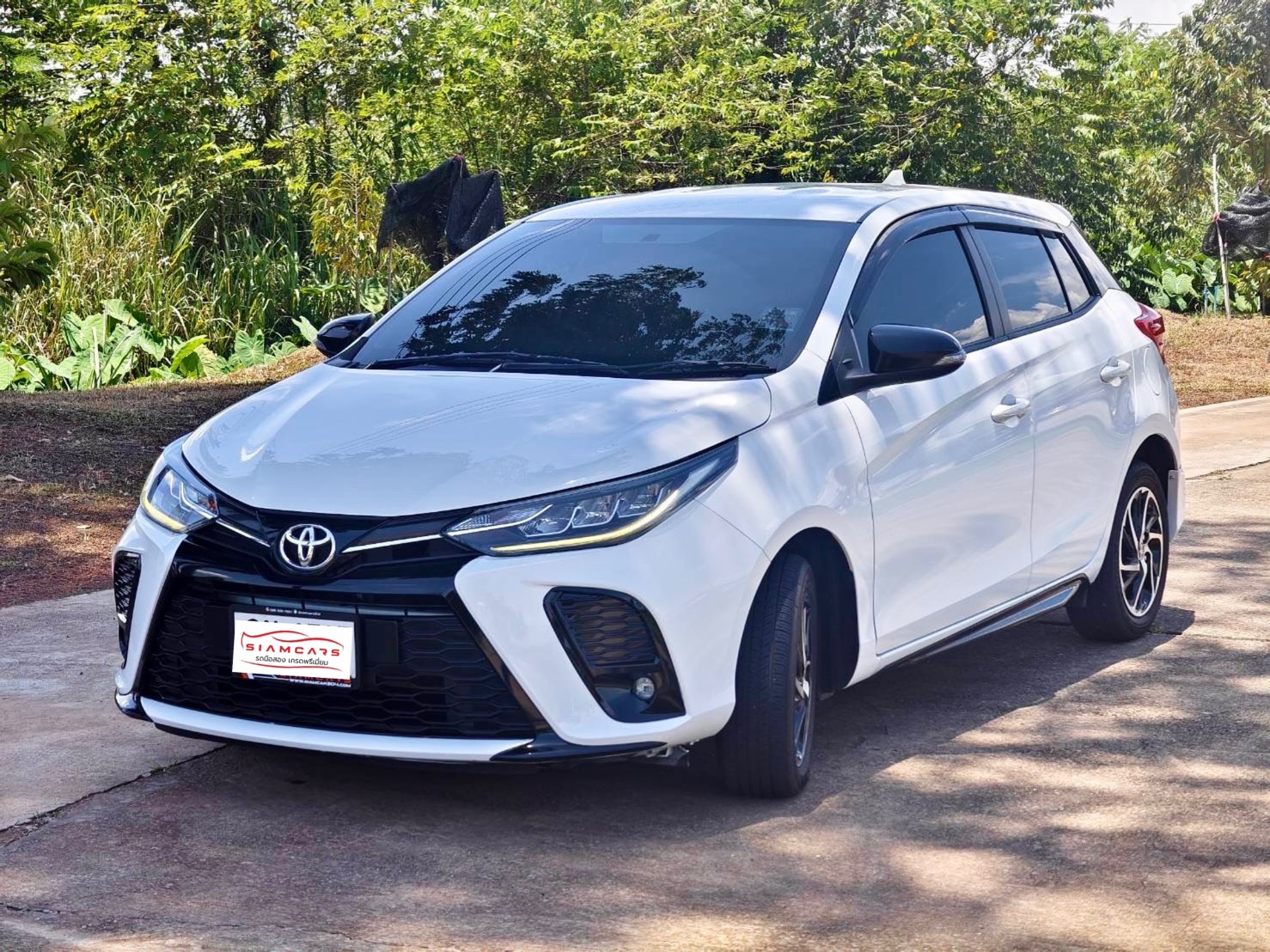 Toyota Yaris 1.2 Smart Hatchback AT ปี 2021