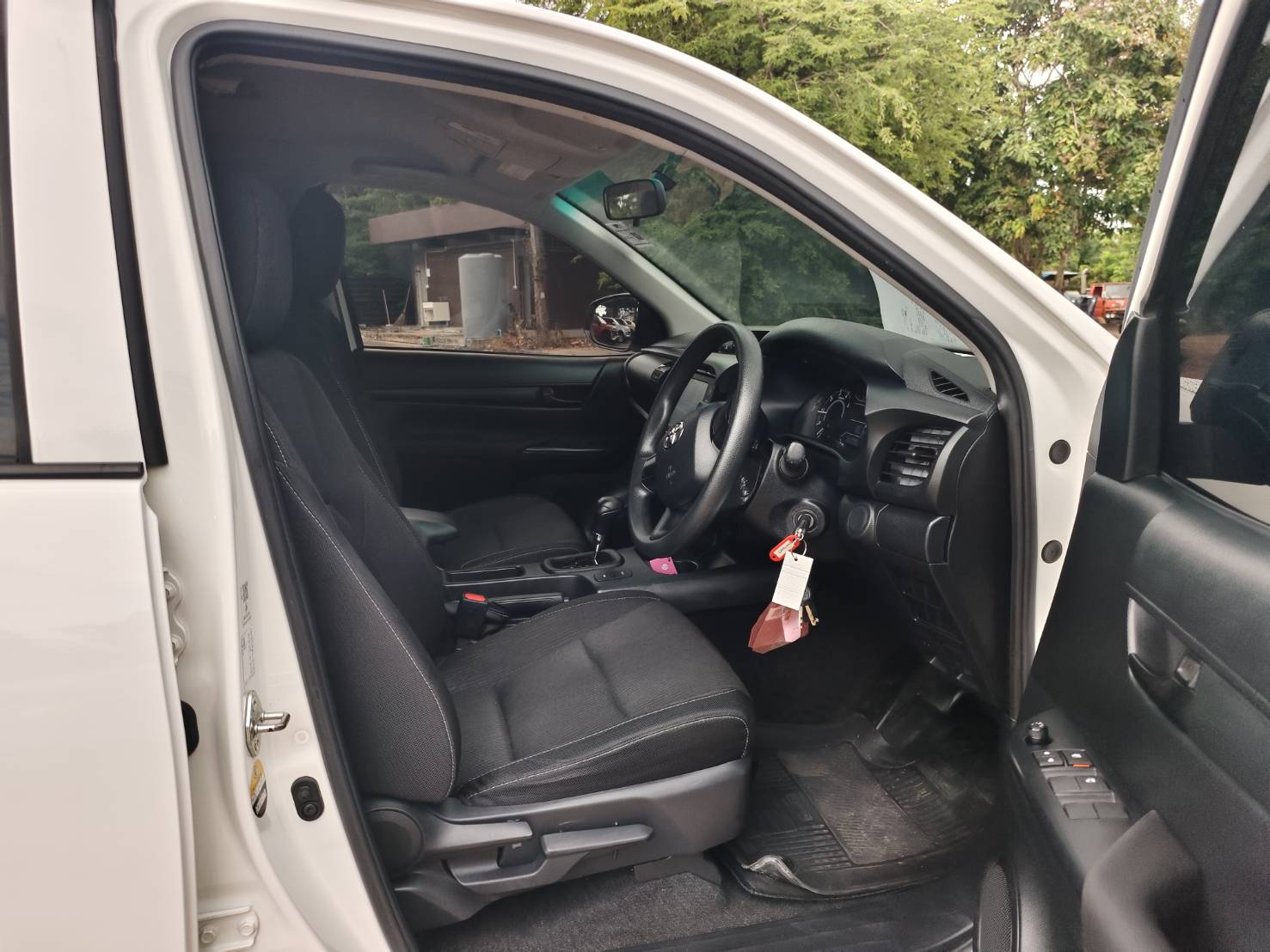 Toyota Hilux Revo Double Cab 2.4 Entry Z Edition AT 2023
