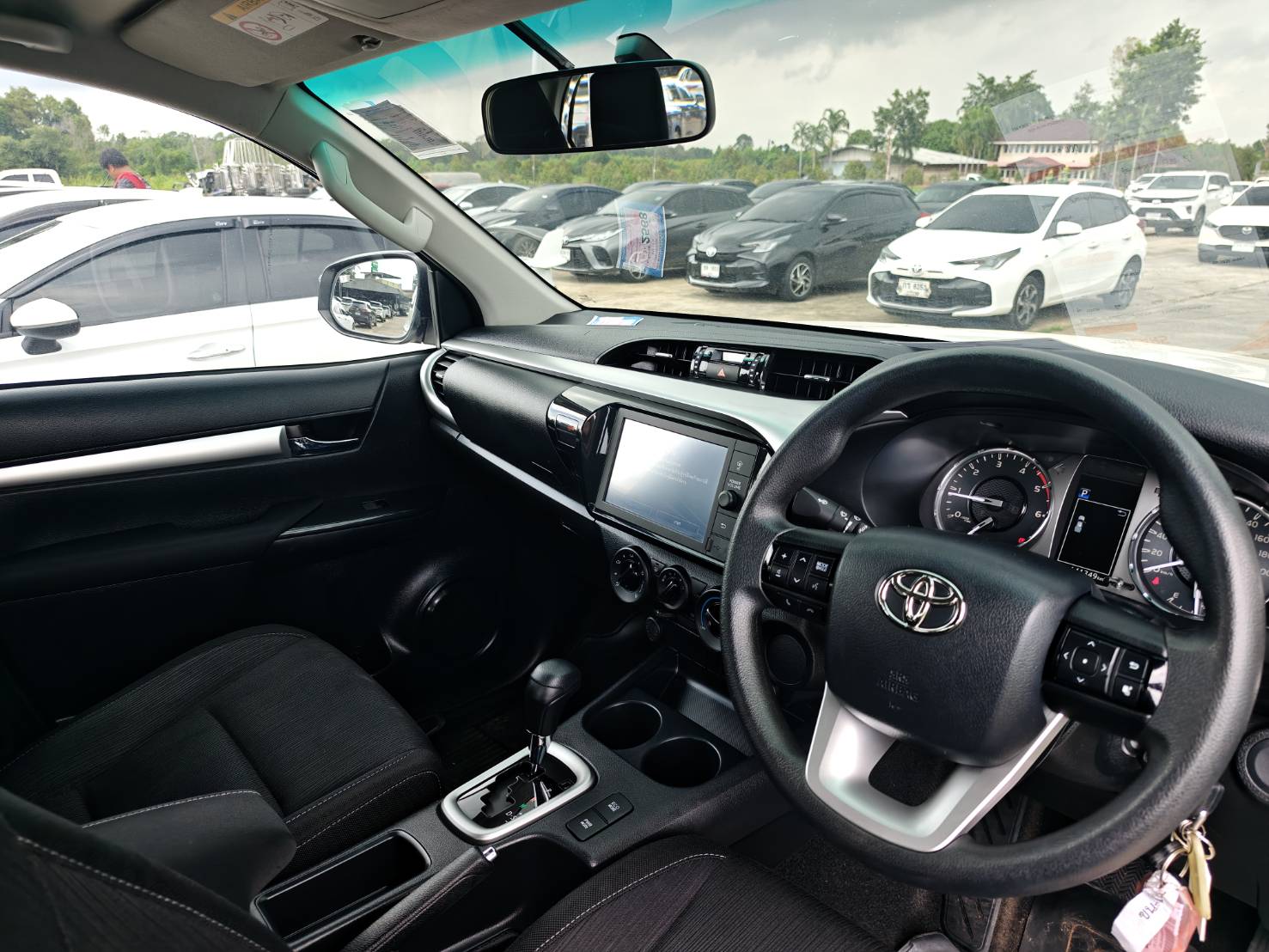 Toyota Hilux Revo Double Cab 2.4 Entry Prerunner AT 2021