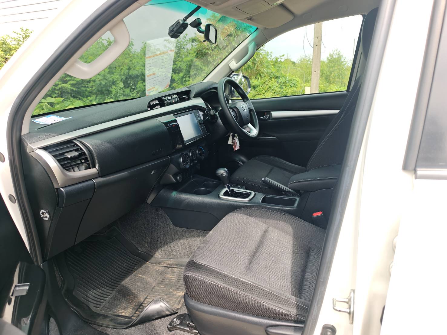Toyota Hilux Revo Double Cab 2.4 Entry Prerunner AT 2021
