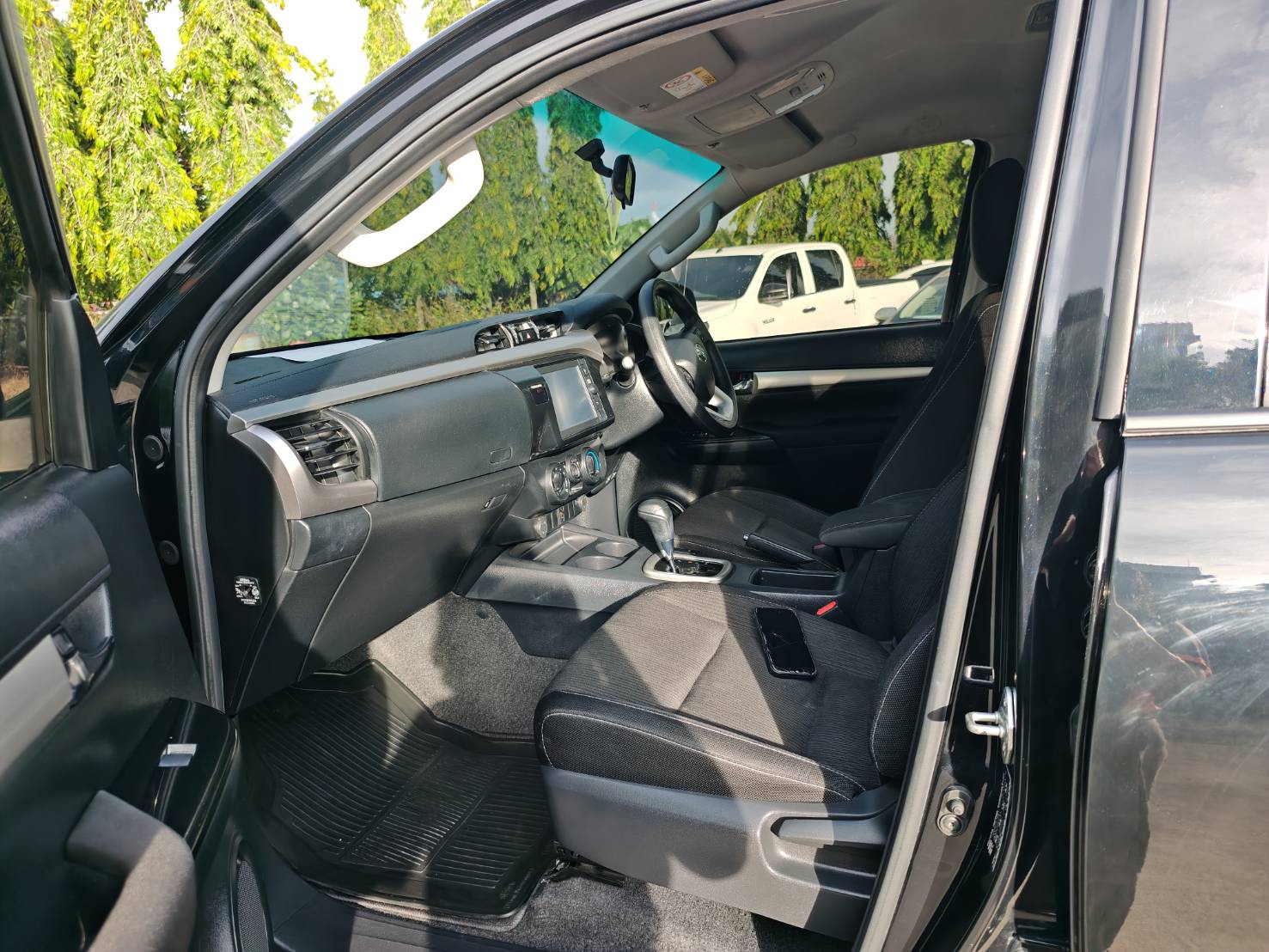 Toyota Hilux Revo Double Cab 2.4 Mid Prerunner MT 2022
