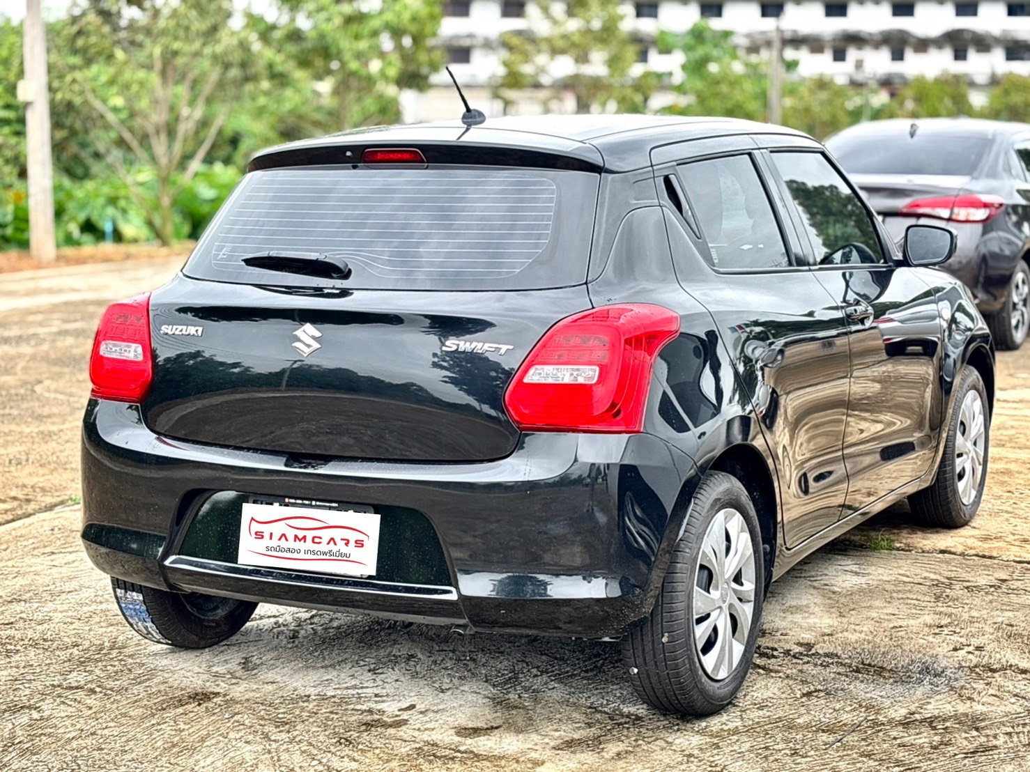 Suzuki Swift 1.2 GL Hatchback AT 2021