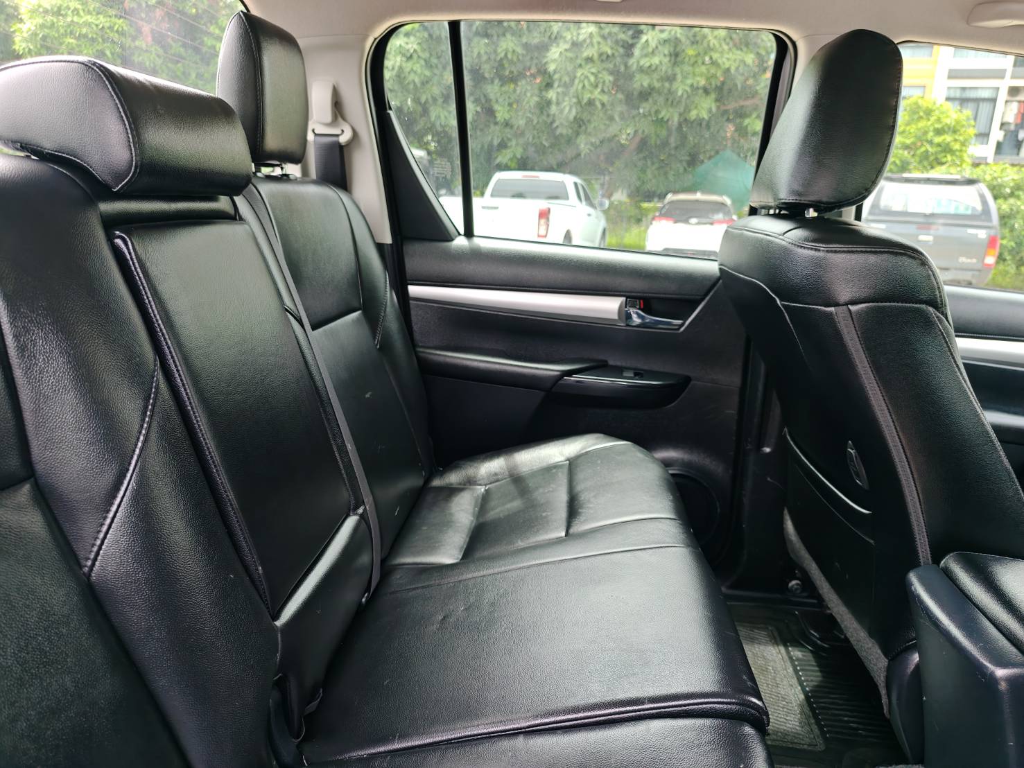 Toyota Hilux Revo Double Cab 2.4 Mid Prerunner MT 2020