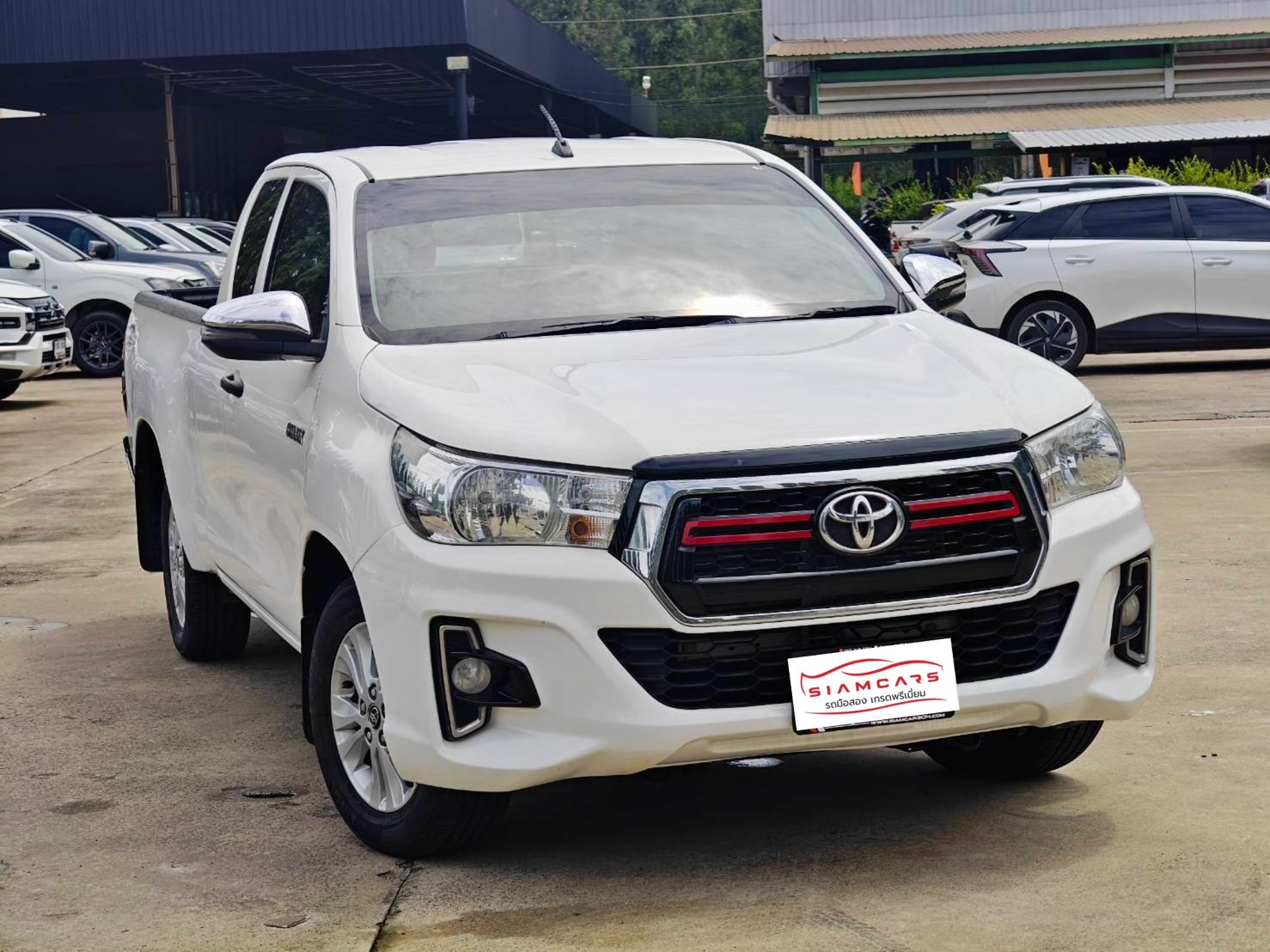 Toyota Hilux Revo Smart Cab 2.4 J Plus Z Edition MT 2020