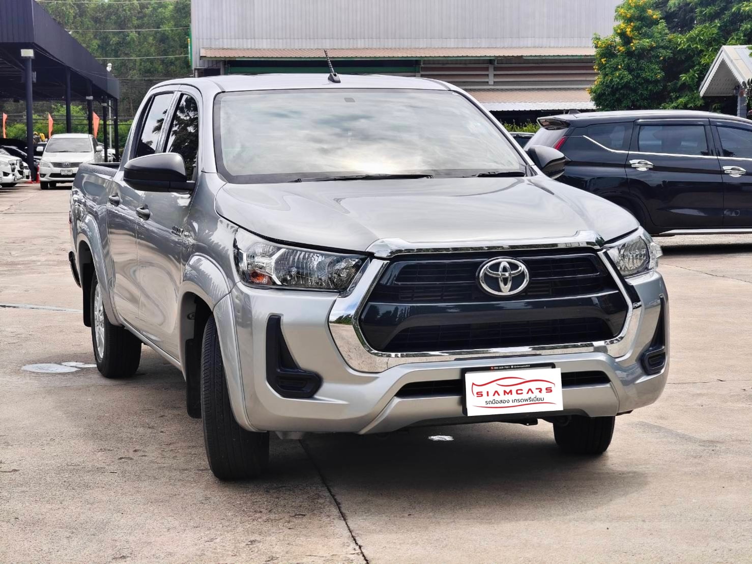Toyota Hilux Revo Double Cab 2.4 Mid Prerunner MT 2020