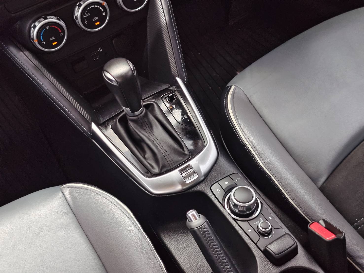 MAZDA 2 1.3 Skyactiv-G S Sedan AT 2020